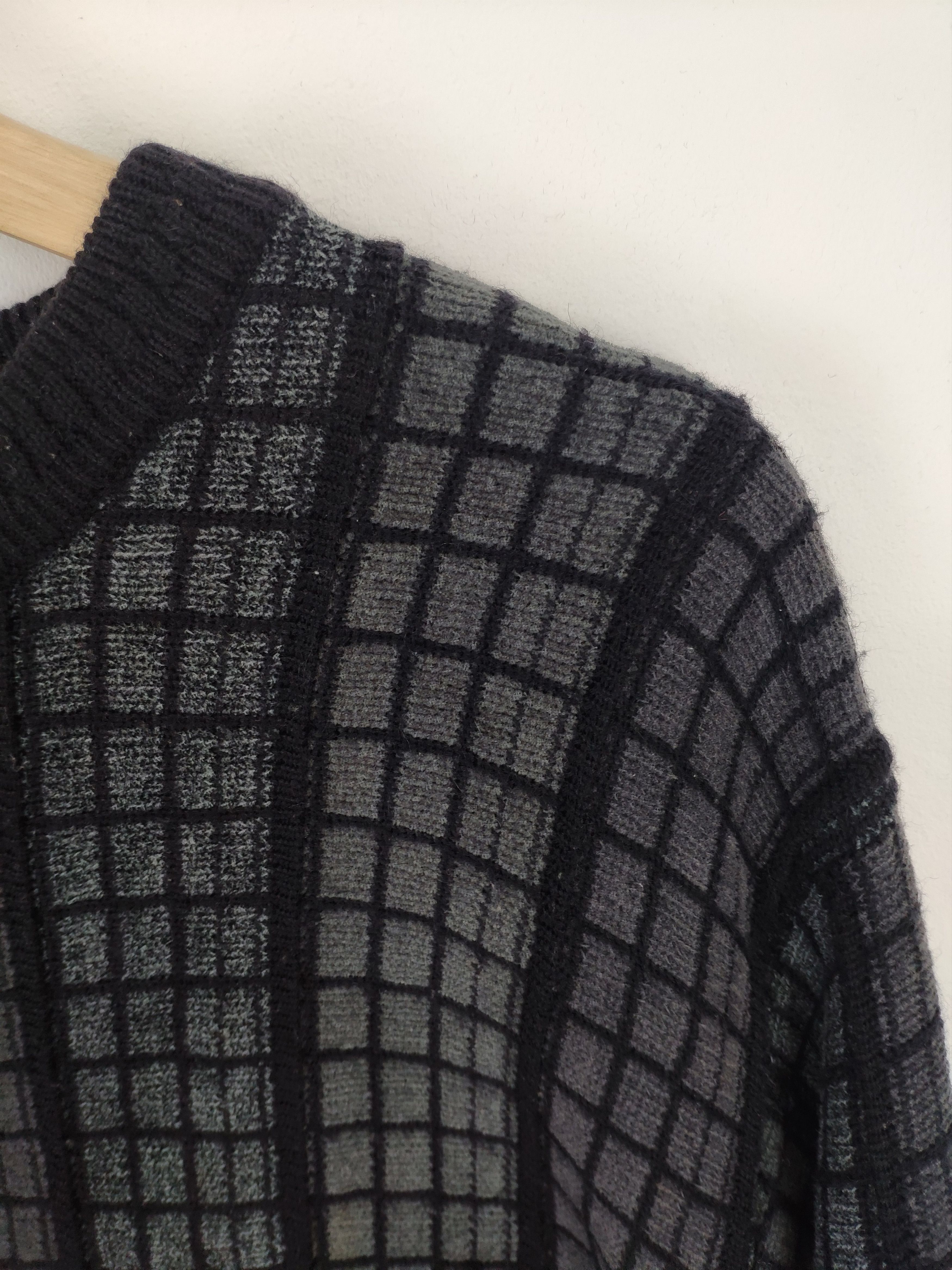 Aran Isles Knitwear × Japanese Brand × Vintage Vintage Wool Knit Sweater Crewneck by RINALD Size US M / EU 48-50 / 2 - 7 Thumbnail