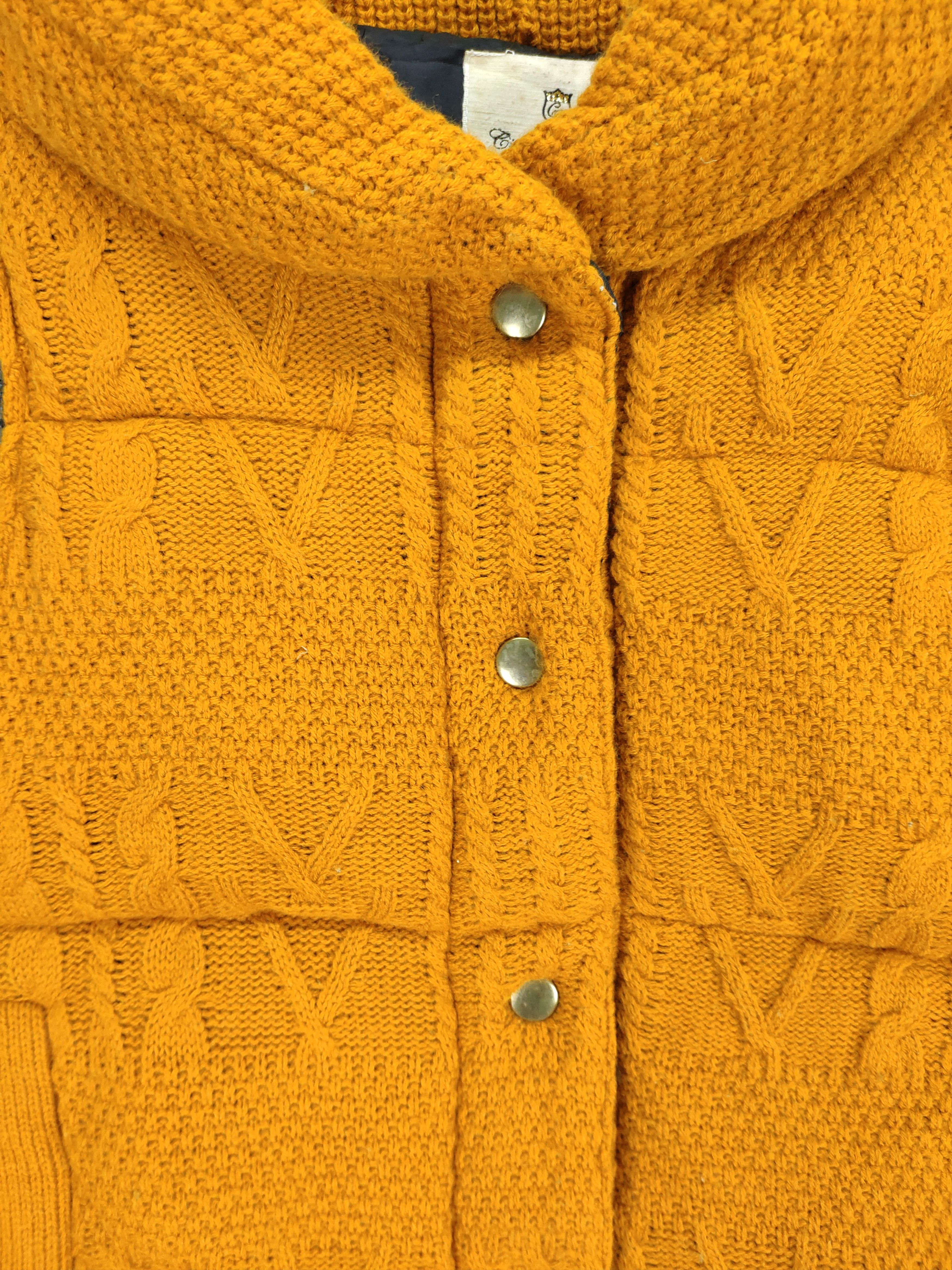 Designer × Japanese Brand Vintage Cable Knit Vest Issey Miyake Style Size US S / EU 44-46 / 1 - 5 Thumbnail
