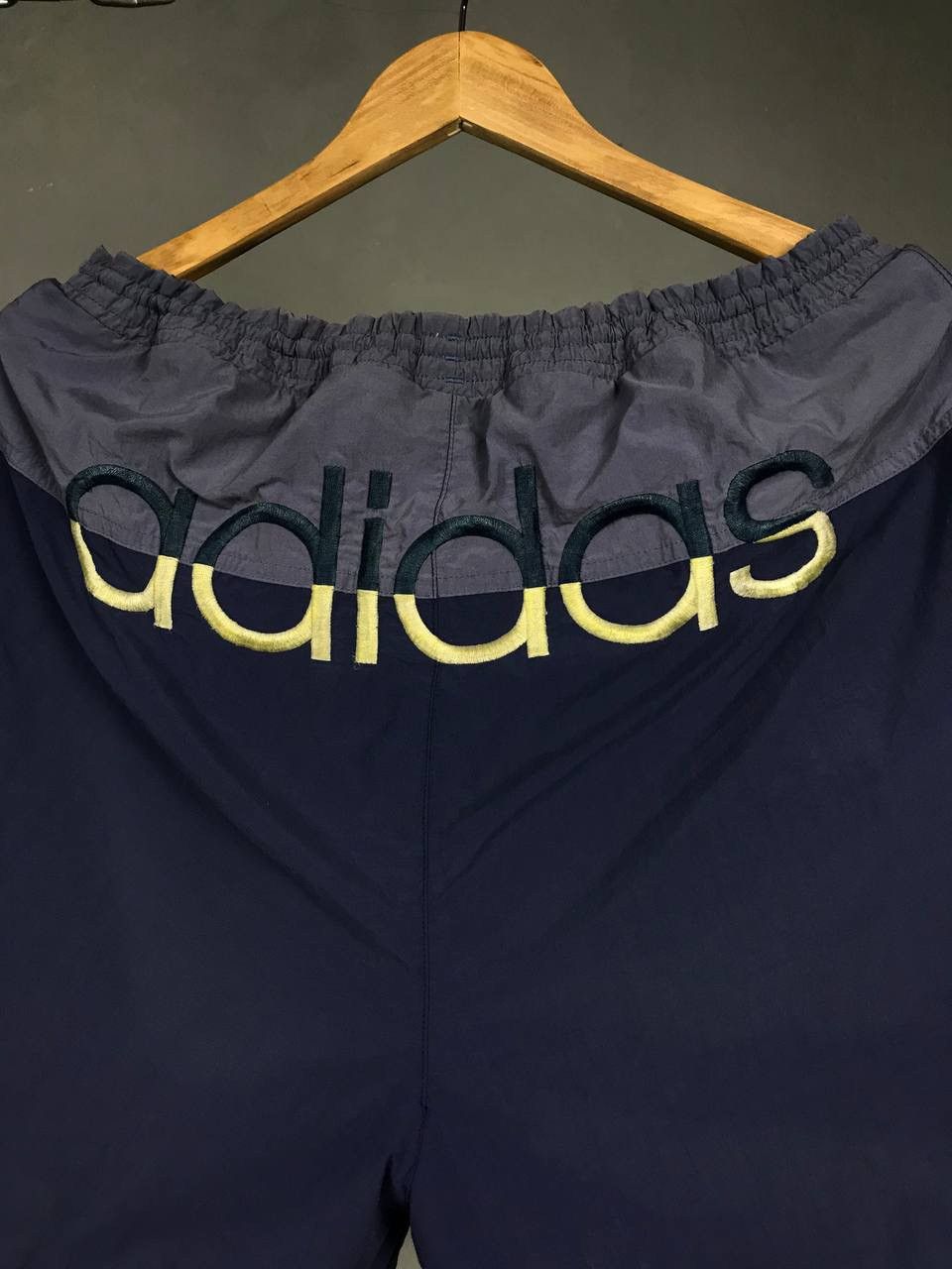 Vintage Adidas vintage streetwear big logo shorts Size US 32 / EU 48 - 4 Thumbnail