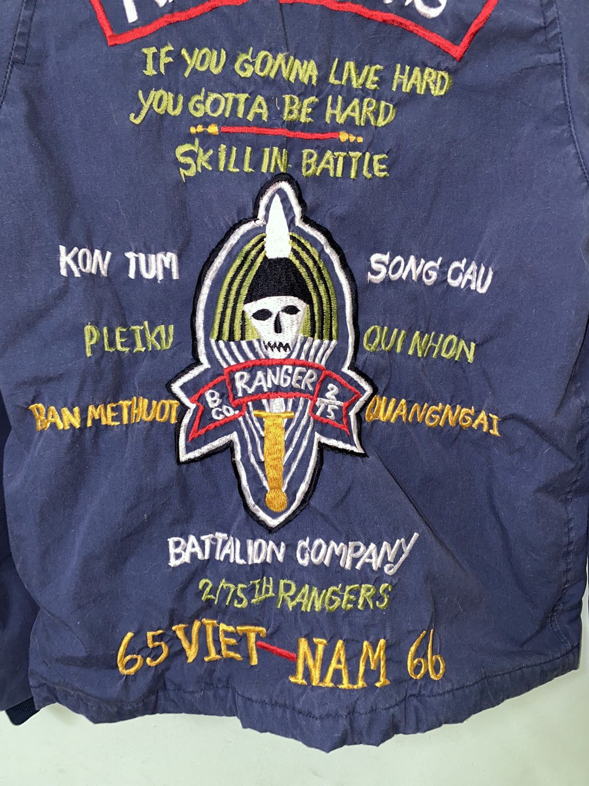 Vintage Rare piece! Vintage US Ranger Army Vietnam Souvenir Jacket Size US S / EU 44-46 / 1 - 13 Thumbnail