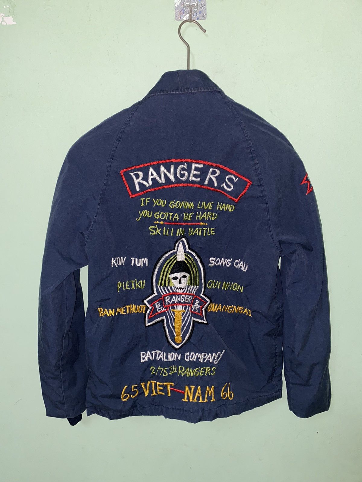Vintage Rare piece! Vintage US Ranger Army Vietnam Souvenir Jacket Size US S / EU 44-46 / 1 - 11 Thumbnail