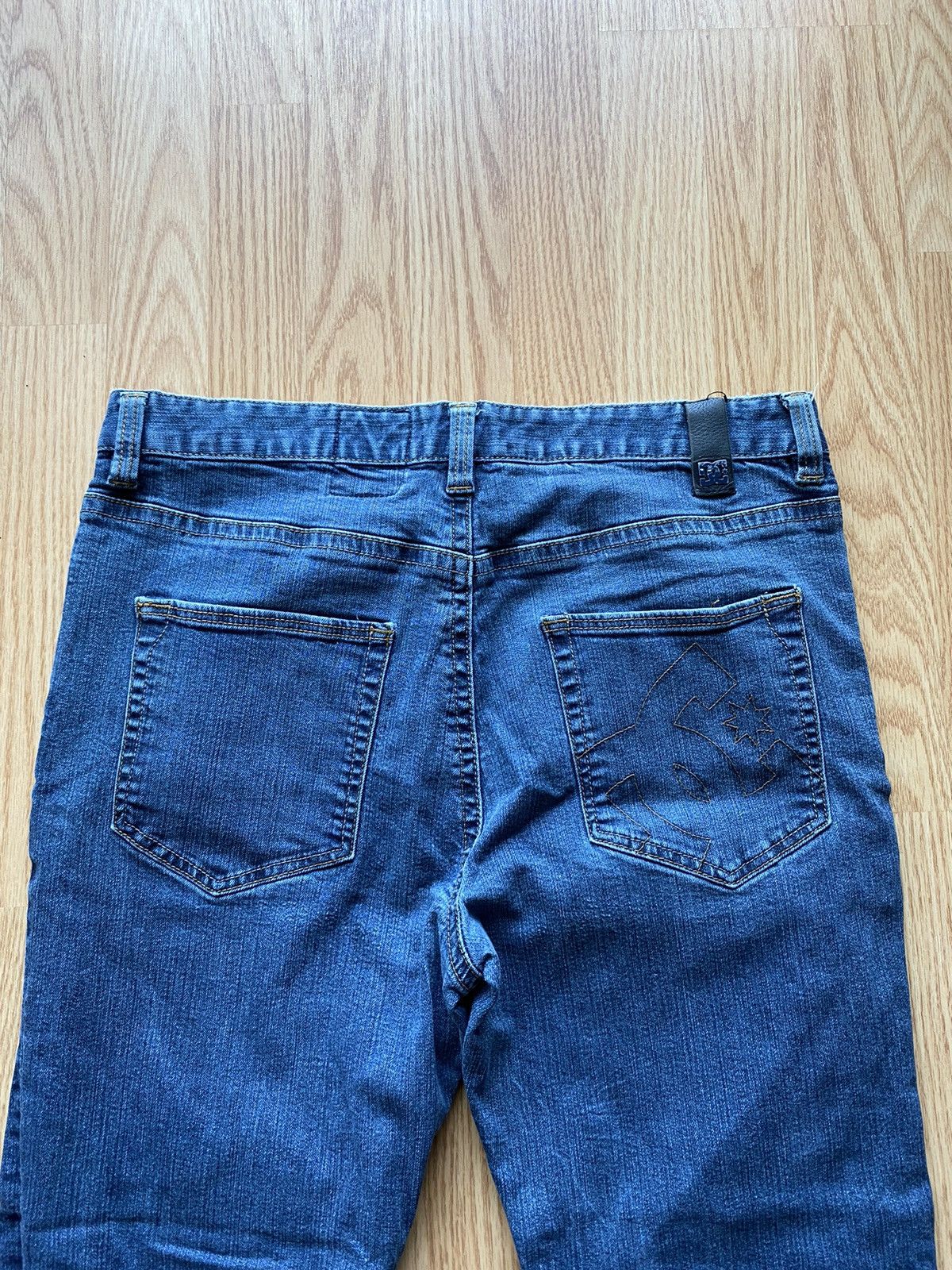 DC Vintage DC Embroidered Back Pocket Denim Jeans Blue Pants Size US 34 / EU 50 - 4 Thumbnail