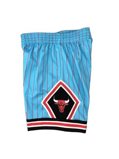 Mitchell & Ness Chicago Bulls Reload Shorts 1995 Retro Size US 32 / EU 48 - 2 Thumbnail