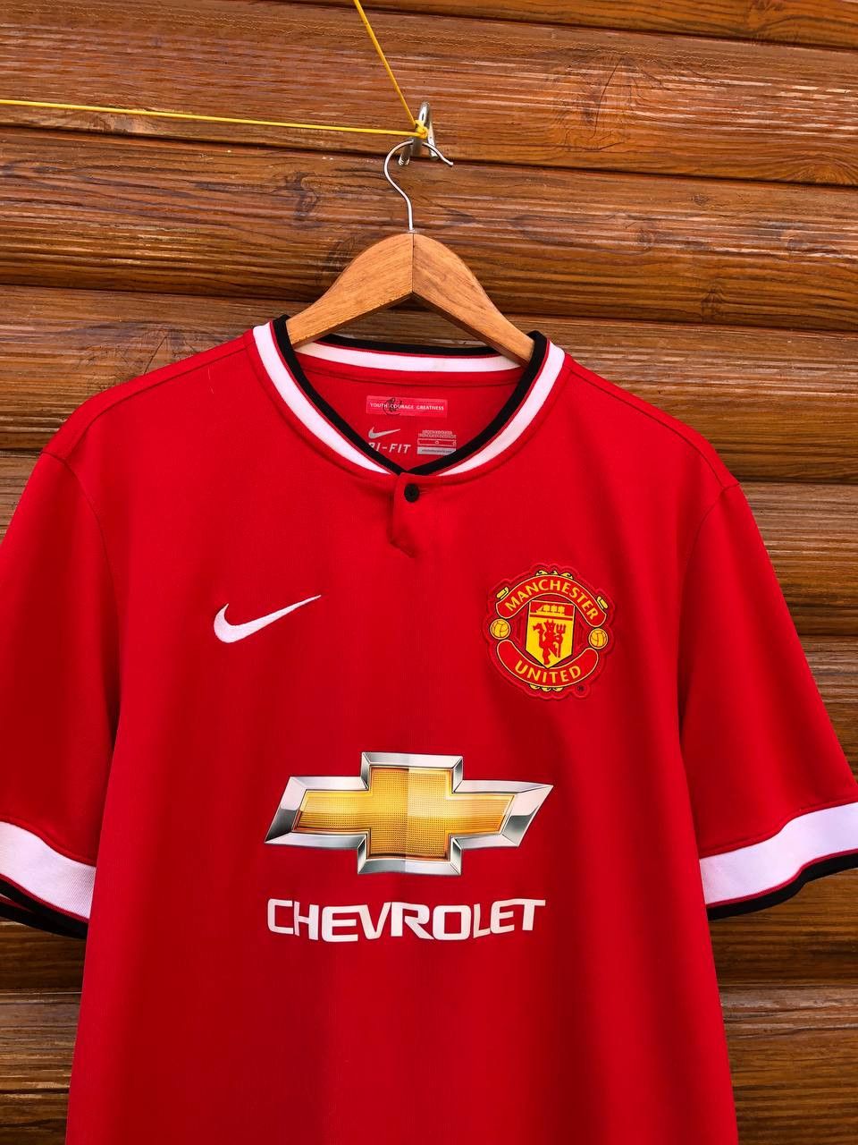 Nike NIKE MANCHESTER UNITED CHEVROLET RED SOCCER FUTBOL JERSEY Size US L / EU 52-54 / 3 - 3 Thumbnail