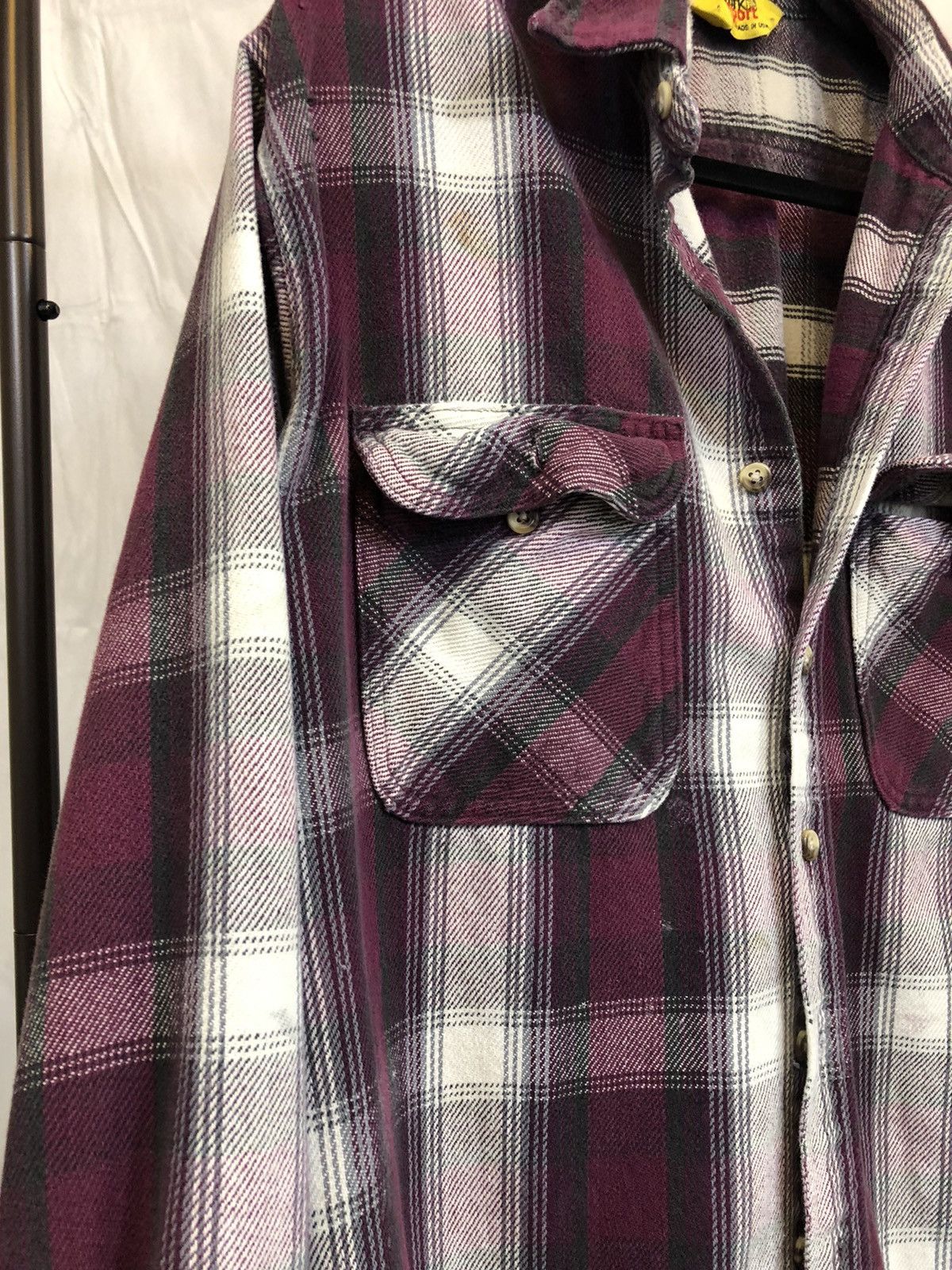 Vintage Thrashed Distressed Plaid Flannel Button Shirt Size US XL / EU 56 / 4 - 7 Thumbnail