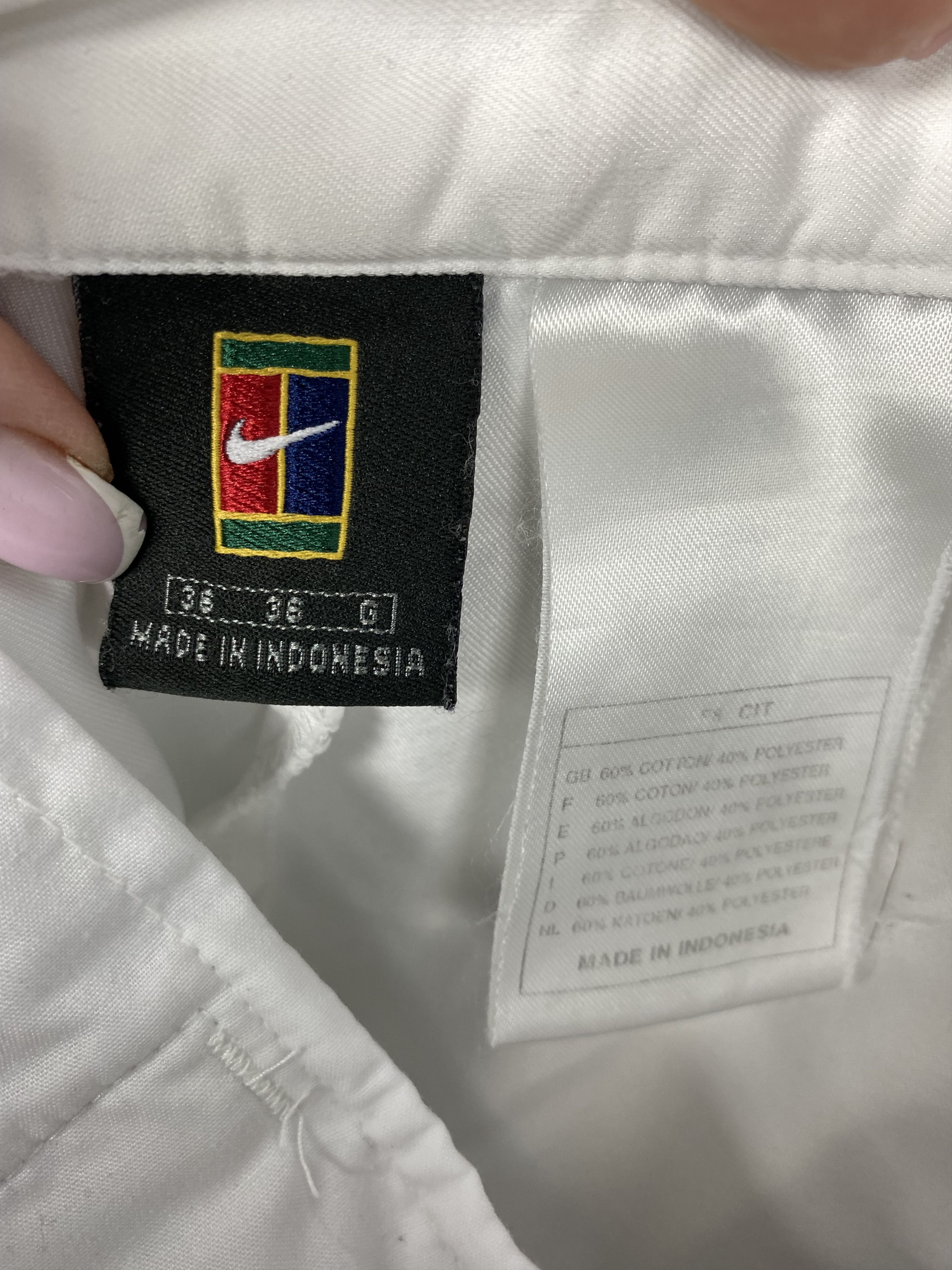 Nike Vintage Nike Mens Tennis Shorts Y2K Challenge Court Size US 36 / EU 52 - 10 Thumbnail