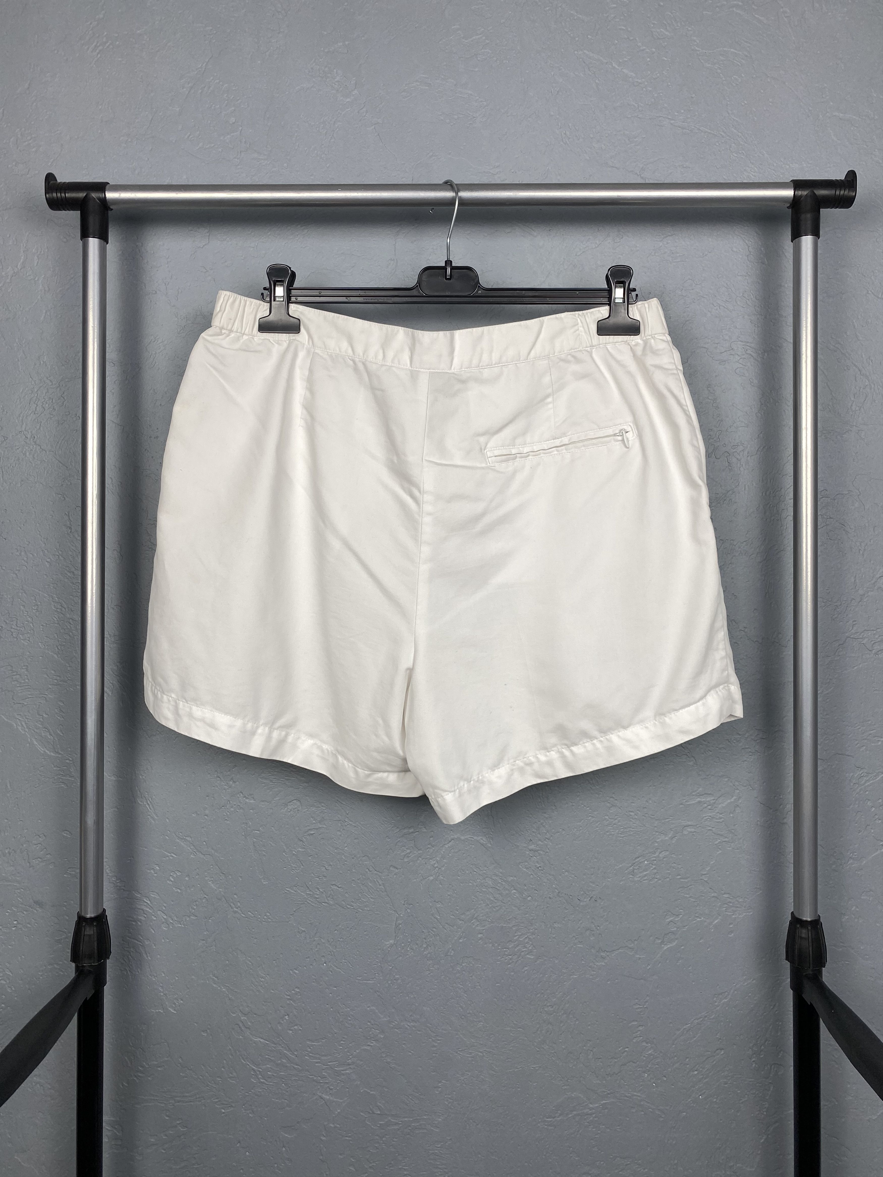 Nike Vintage Nike Mens Tennis Shorts Y2K Challenge Court Size US 36 / EU 52 - 8 Thumbnail