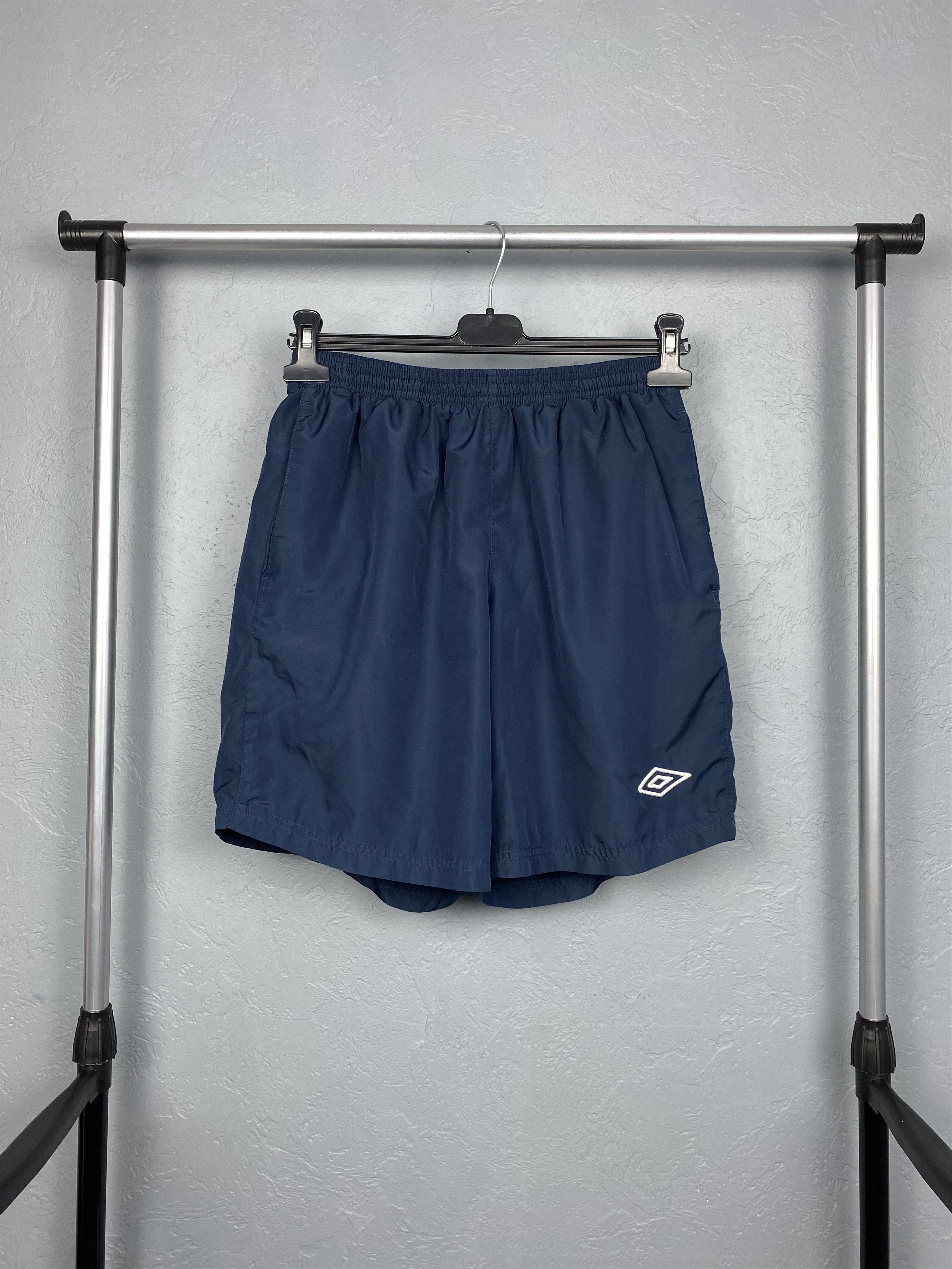 Umbro Umbro Vintage Mens Nylon Shorts Y2K Size US 34 / EU 50 - 1 Thumbnail