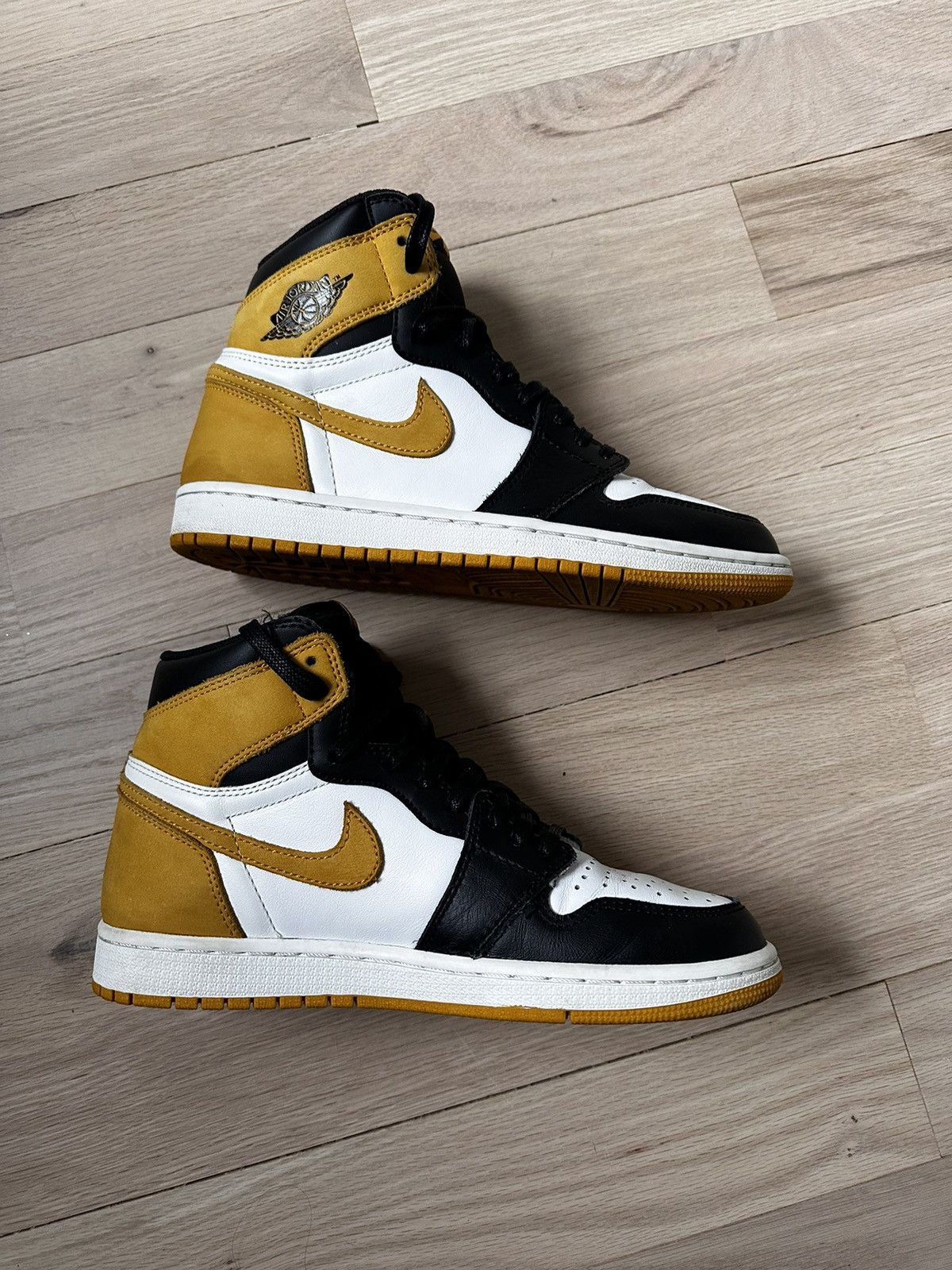 Jordan Brand Jordan 1 ochre yellow black toe 8US Nike Size US 8 / EU 41 - 6 Thumbnail