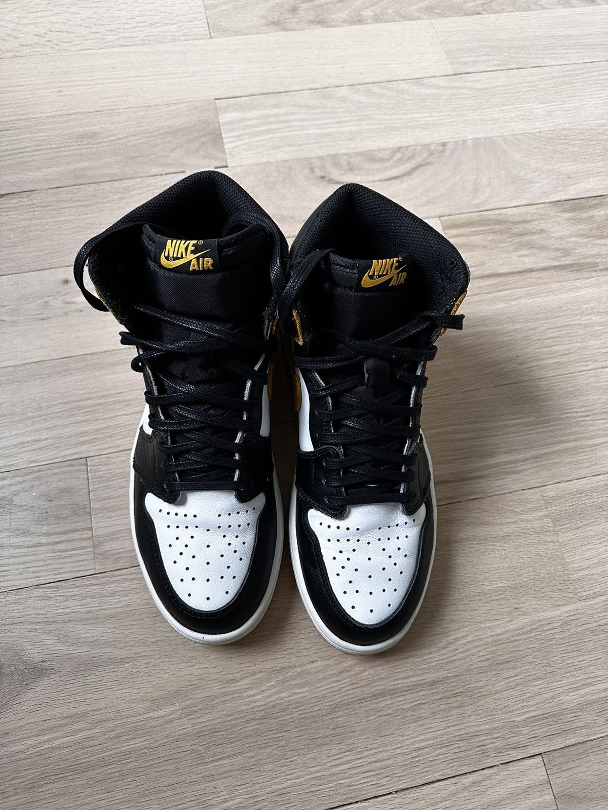 Jordan Brand Jordan 1 ochre yellow black toe 8US Nike Size US 8 / EU 41 - 9 Thumbnail