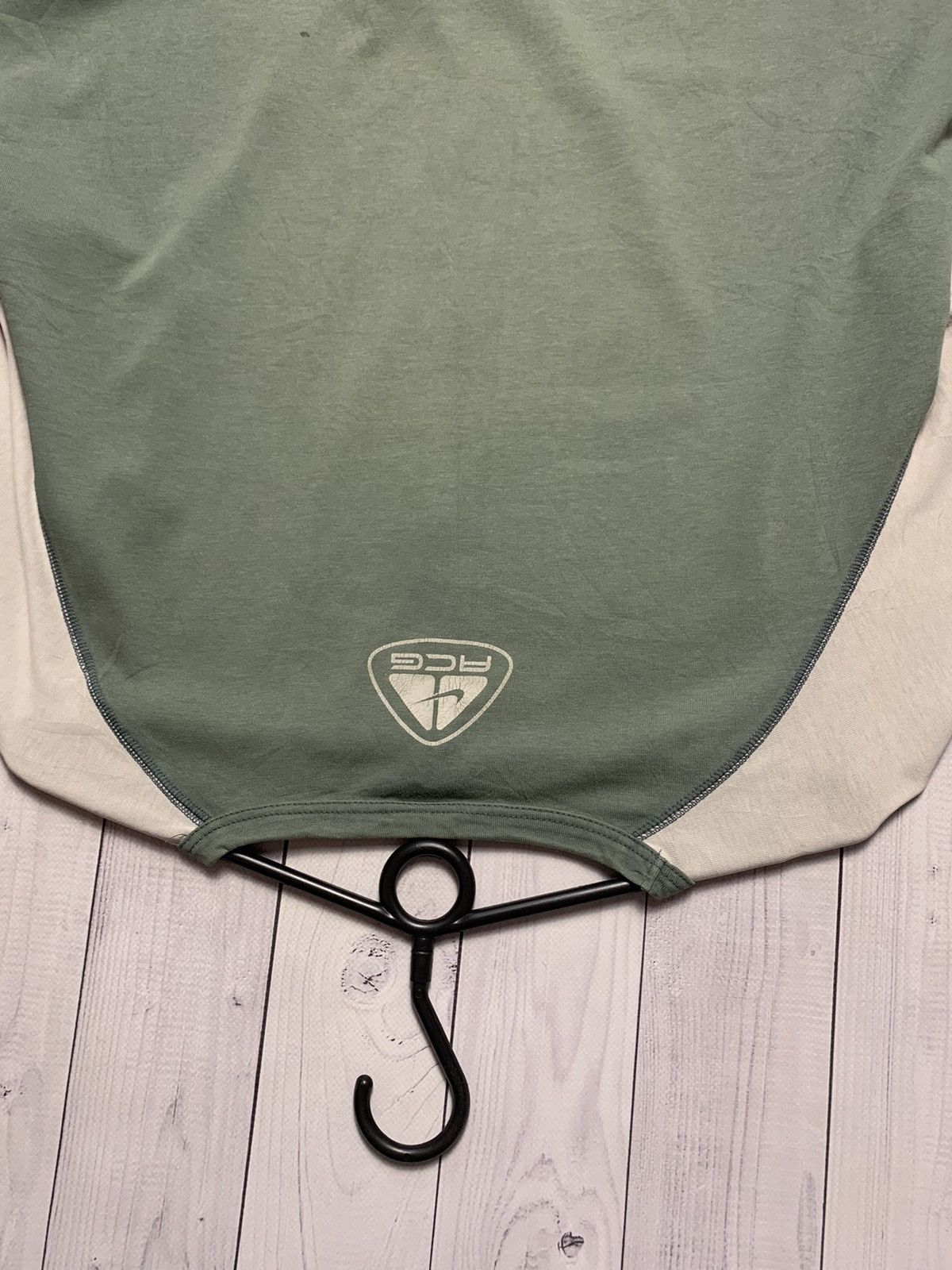 Vintage Vintage Nike ACG long sleeve size XL logo rare paint Size US XL / EU 56 / 4 - 9 Thumbnail