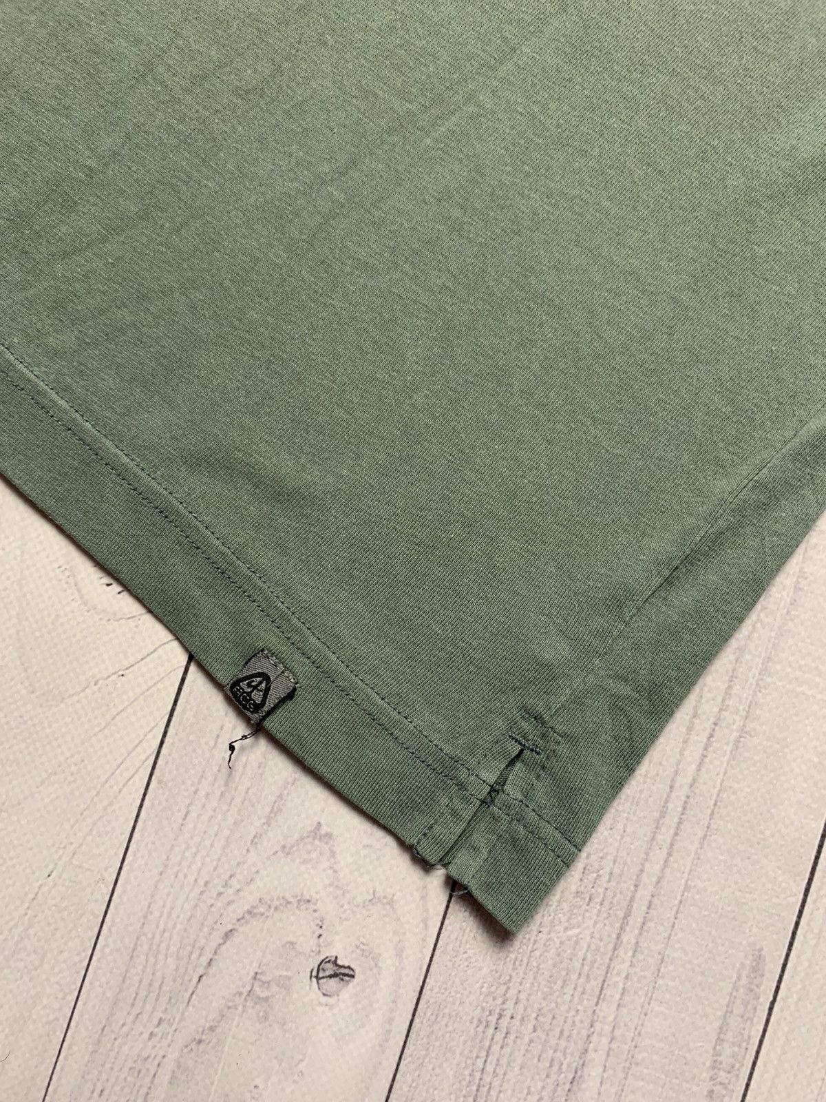 Vintage Vintage Nike ACG long sleeve size XL logo rare paint Size US XL / EU 56 / 4 - 3 Thumbnail