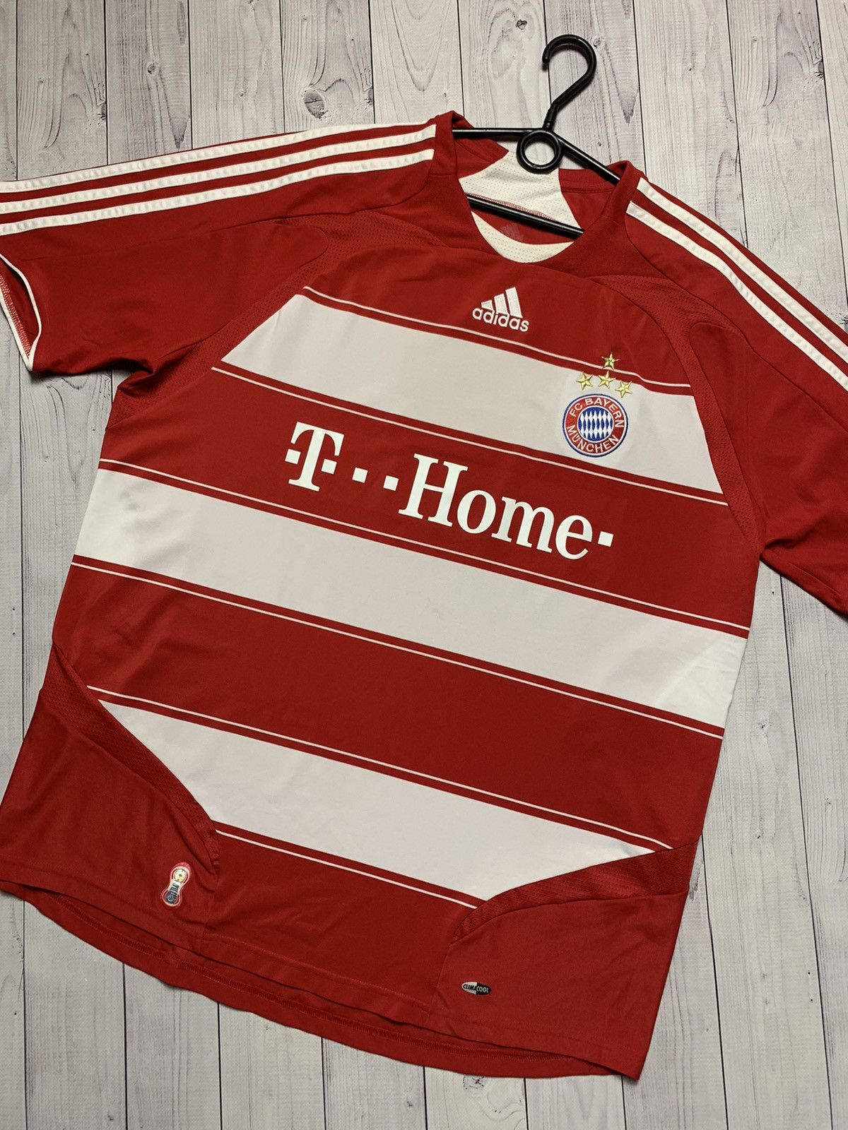 Adidas × Vintage Vintage Adidas soccer jersey Bayern Munich size XL Size US XL / EU 56 / 4 - 2 Thumbnail