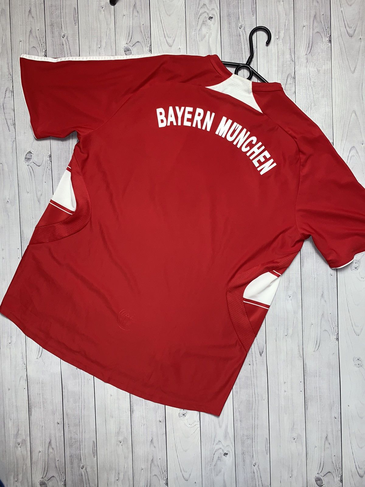 Adidas × Vintage Vintage Adidas soccer jersey Bayern Munich size XL Size US XL / EU 56 / 4 - 7 Thumbnail