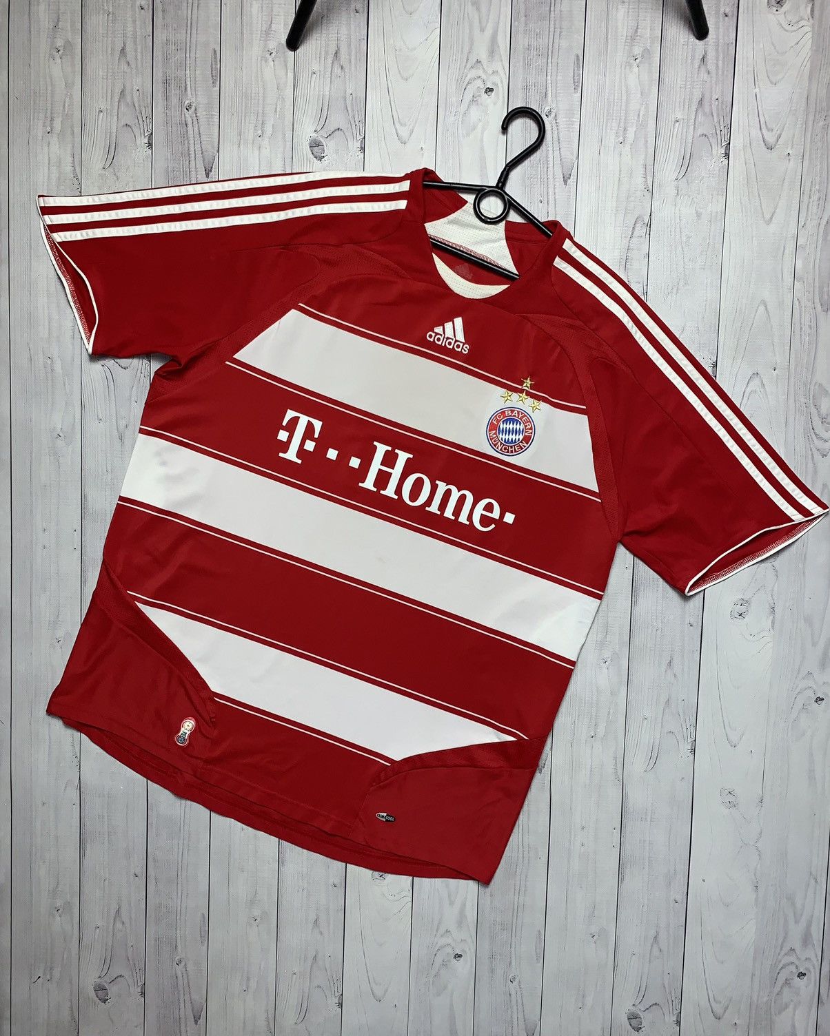 Adidas × Vintage Vintage Adidas soccer jersey Bayern Munich size XL Size US XL / EU 56 / 4 - 1 Thumbnail