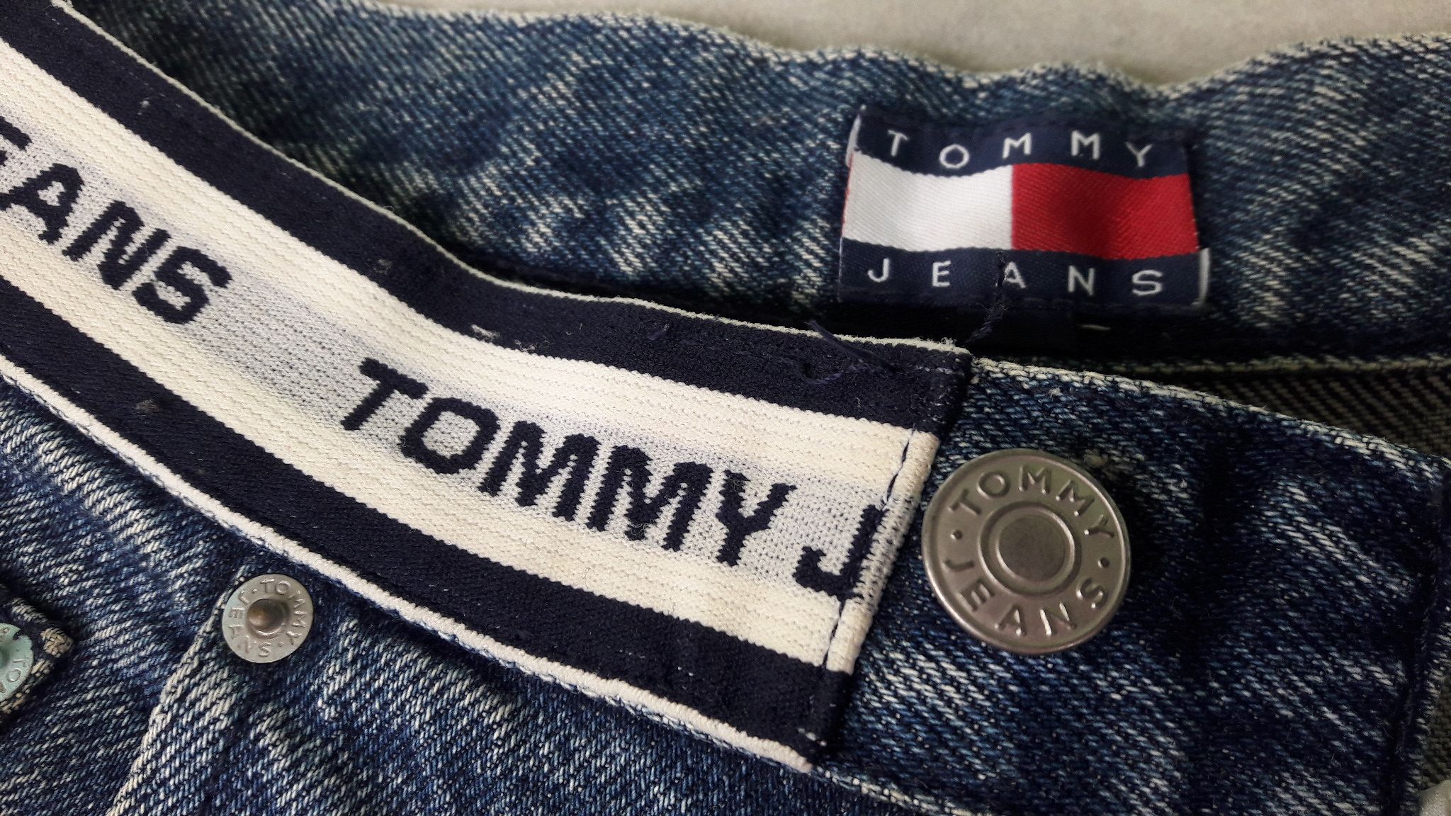 Tommy Hilfiger × Vintage Vintage Tommy Hilfger 90s Distressed Cropped denim Size US 32 / EU 48 - 5 Thumbnail