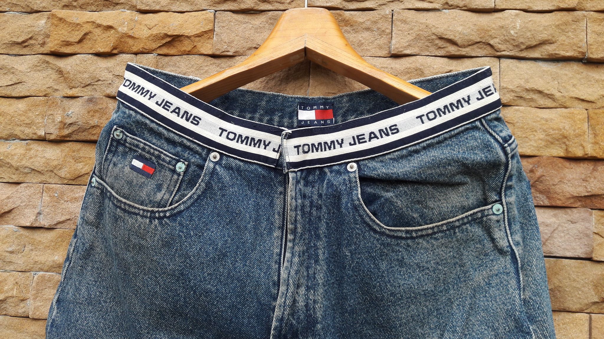 Tommy Hilfiger × Vintage Vintage Tommy Hilfger 90s Distressed Cropped denim Size US 32 / EU 48 - 11 Thumbnail