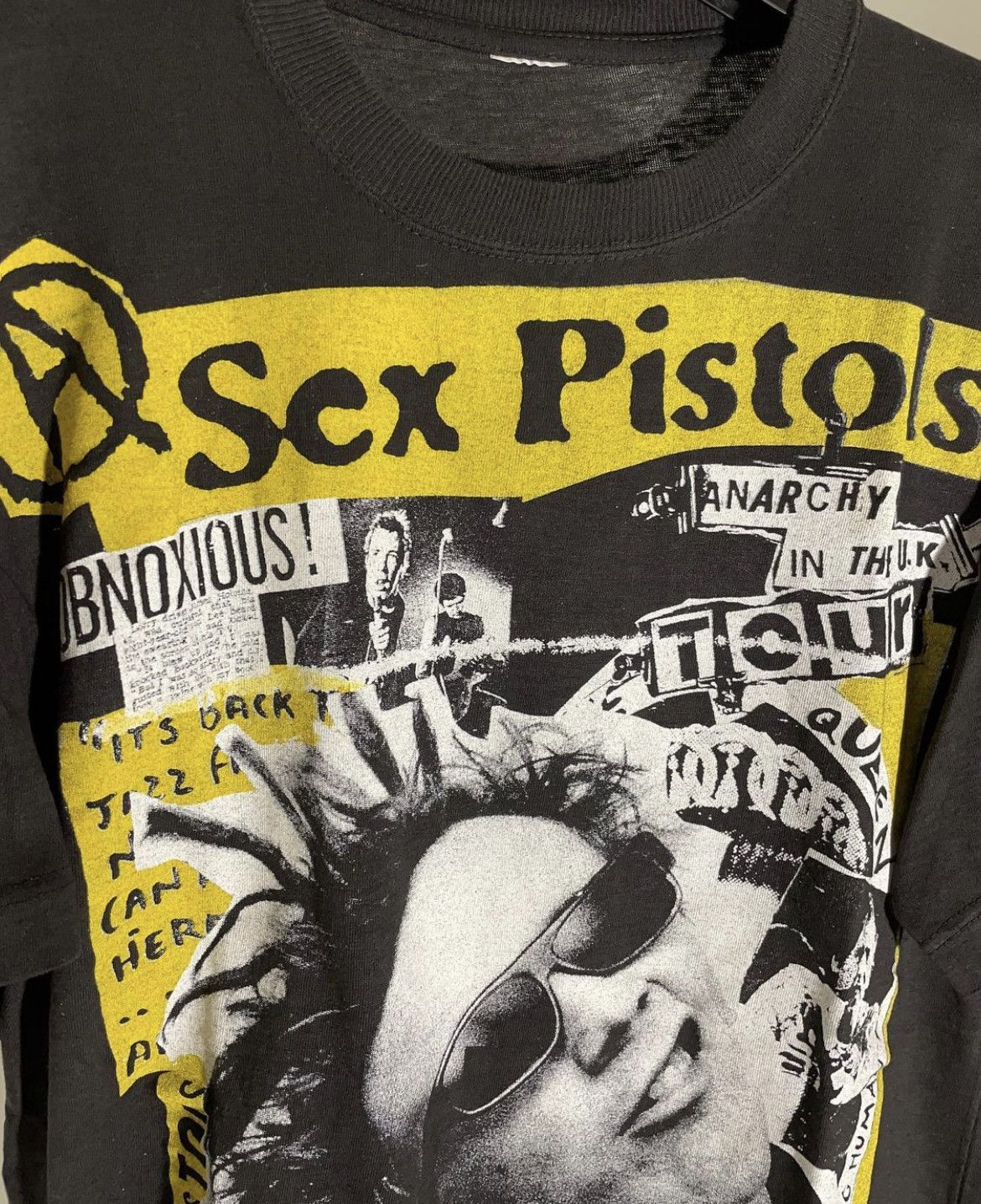 Band Tees Vintage Sex pistols 90s tee No future anarchy in the uk Size US L / EU 52-54 / 3 - 2 Thumbnail