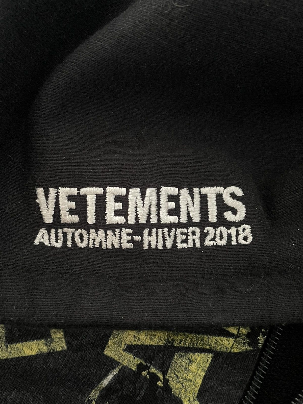 Vetements VETEMENTS Titanic Zip 18fw Size US S / EU 44-46 / 1 - 6 Thumbnail
