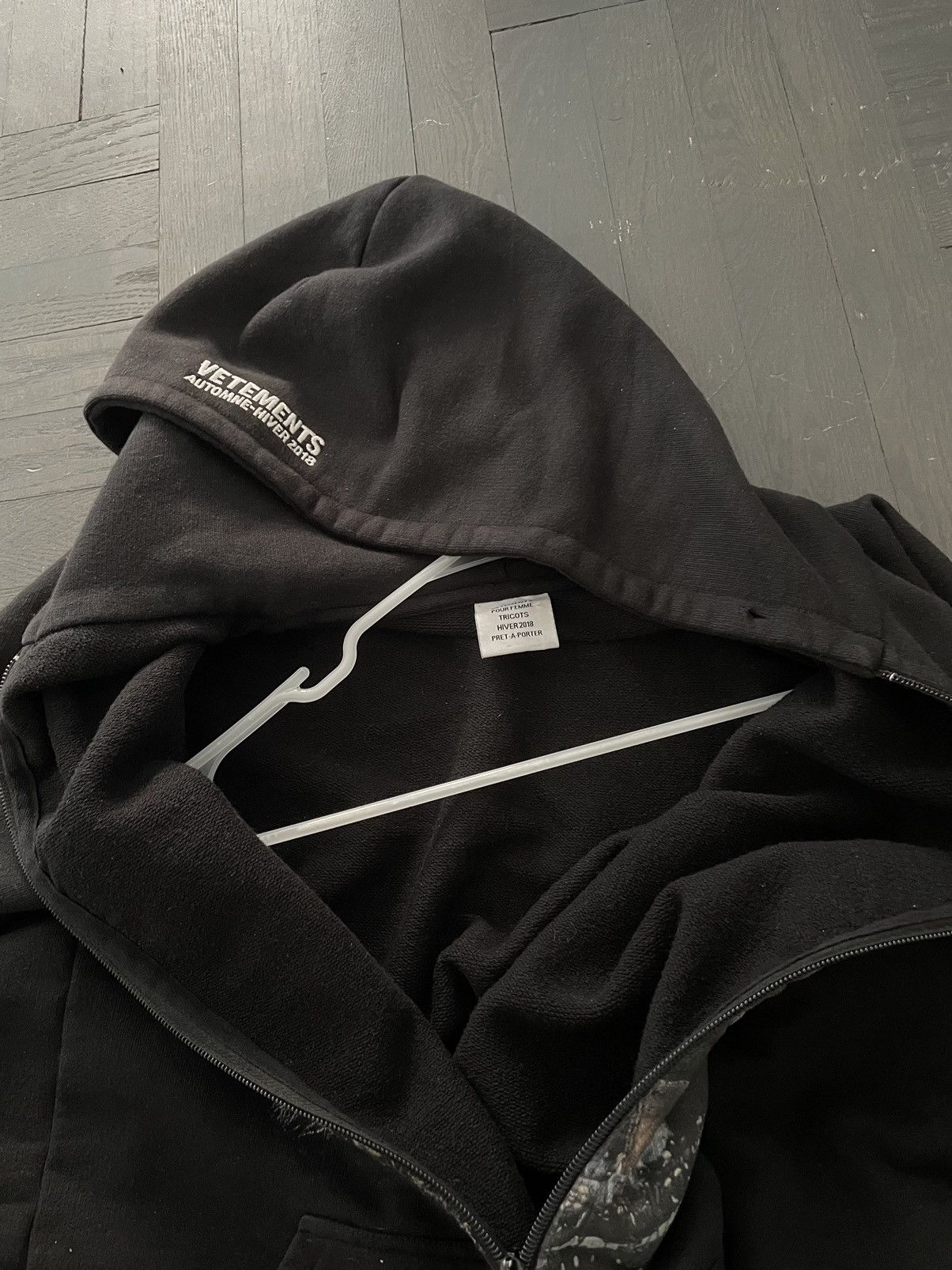 Vetements VETEMENTS Titanic Zip 18fw Size US S / EU 44-46 / 1 - 15 Thumbnail