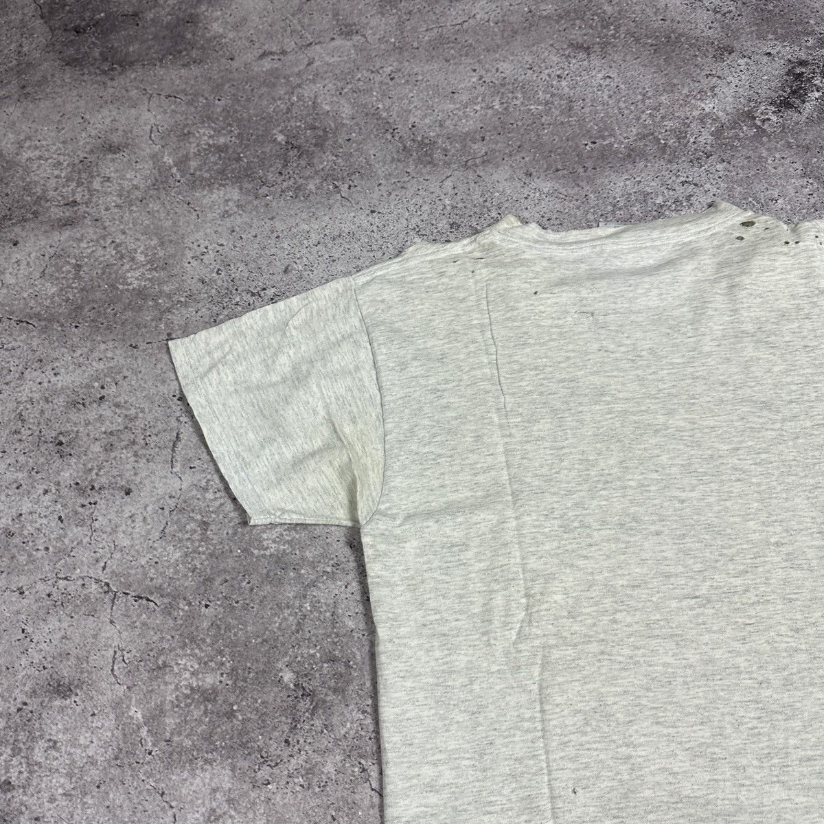 Vintage Vintage 90s Powell Peralta Distressed Thrashed tee Y2K skate Size US M / EU 48-50 / 2 - 11 Thumbnail
