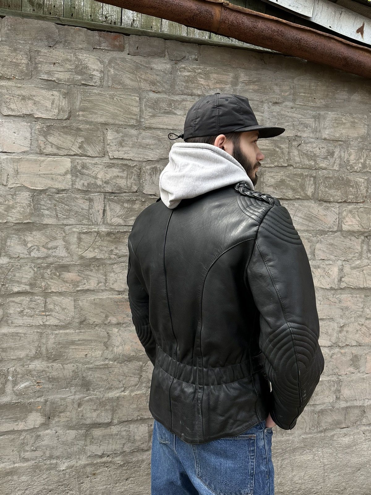 Vintage Vintage 90s Leather Biker Ramones Jacket Size US M / EU 48-50 / 2 - 3 Thumbnail