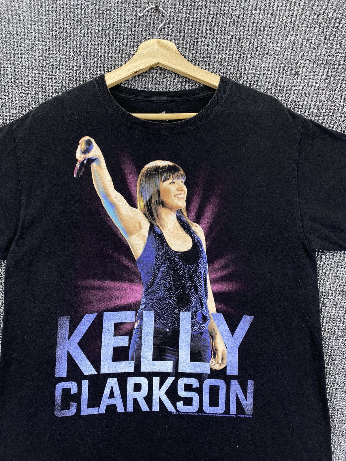 Band Tees Kelly Clarkson 2012 Tour Tee Rock Band Tees T Shirt Size US M / EU 48-50 / 2 - 5 Thumbnail