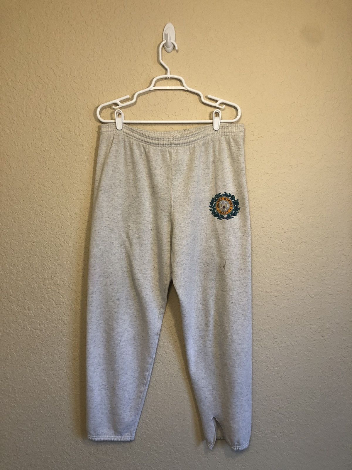 Vintage Thrashed NAVY Distressed Military Sweatpants Size US 33 - 1 Thumbnail