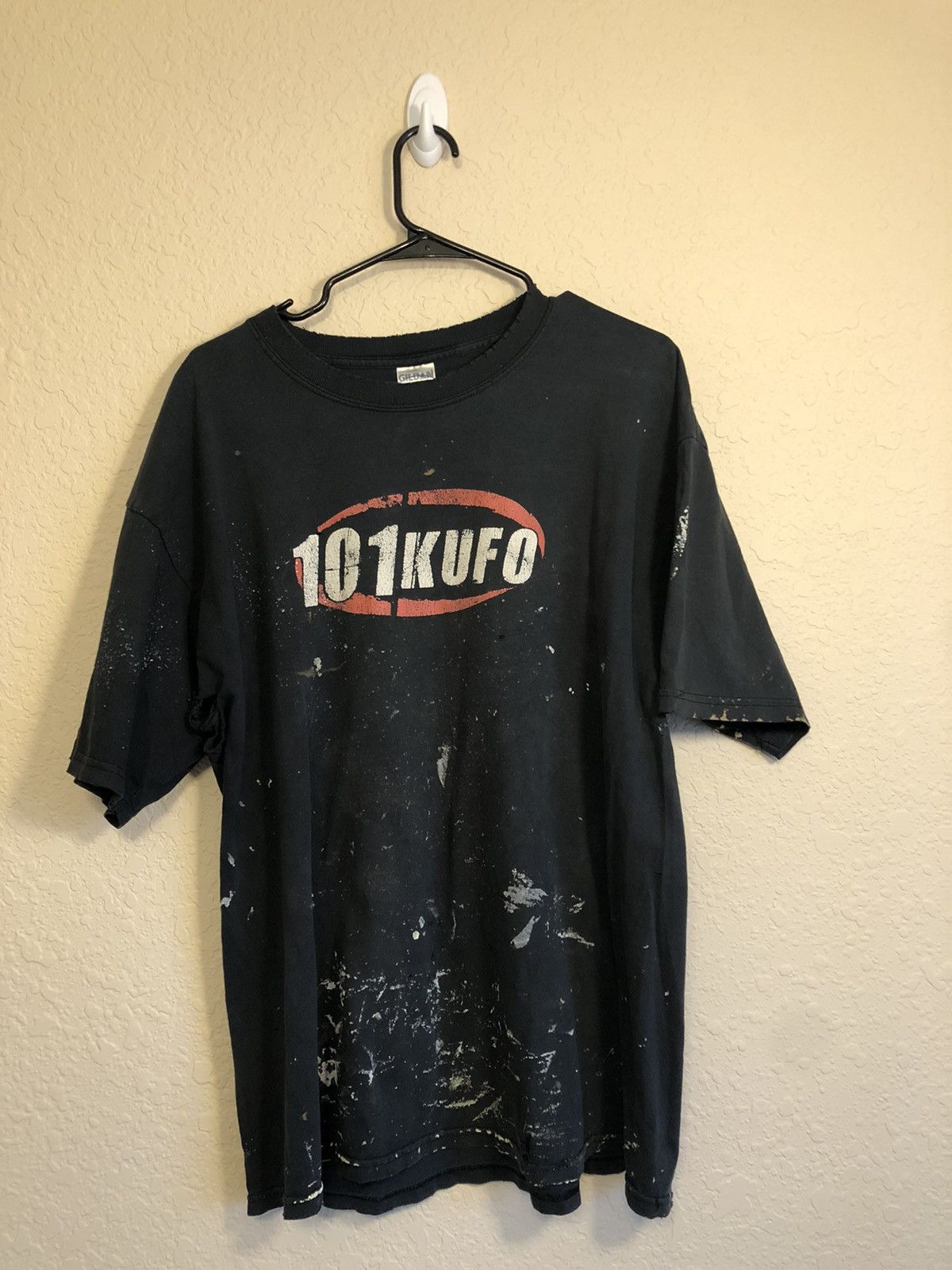 Vintage Thrashed Radio Station Distressed Faded Tee Size US XL / EU 56 / 4 - 1 Thumbnail