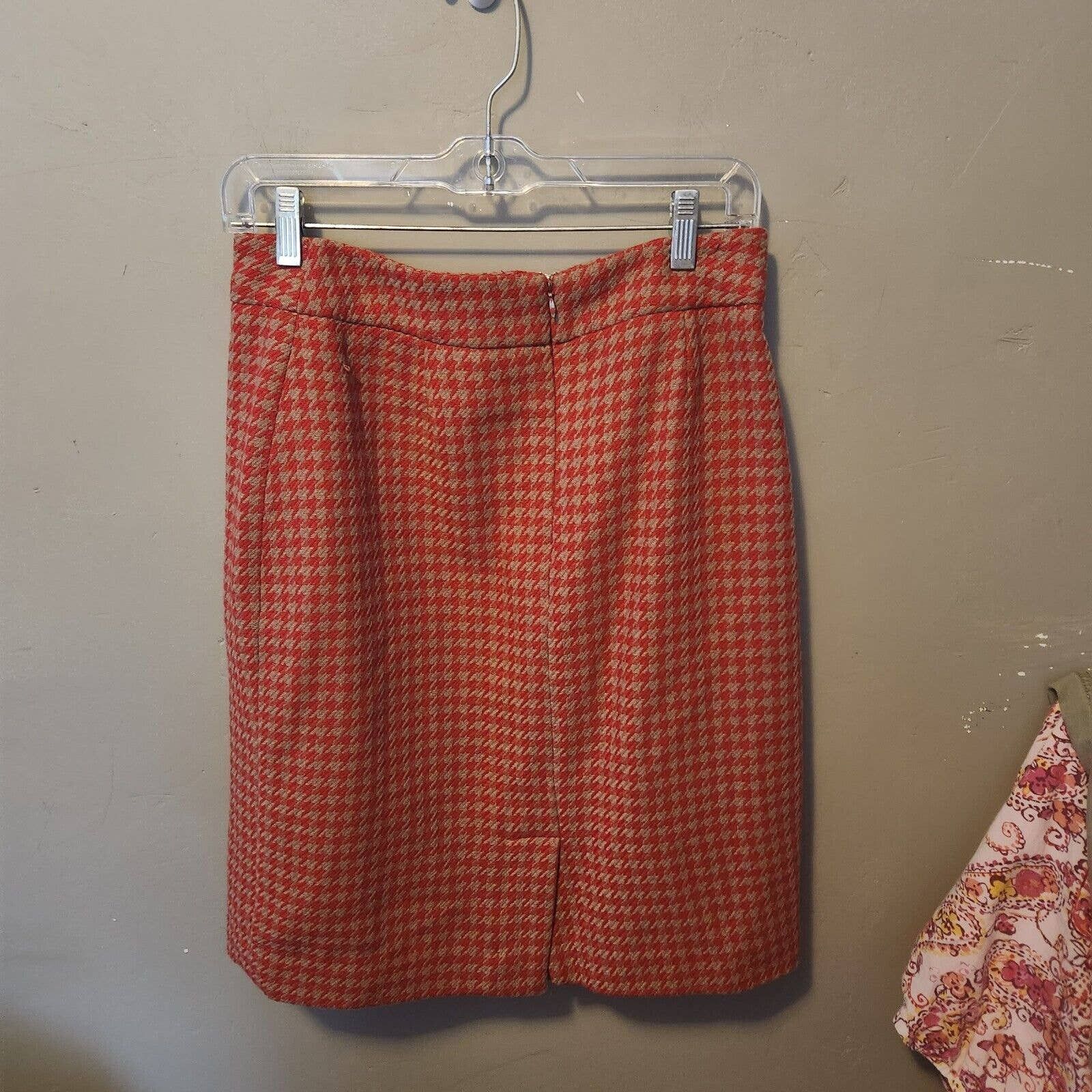 Vintage Wool tweed houndstooth straight pencil midi Skirt 6 Small Size 29" - 6 Thumbnail