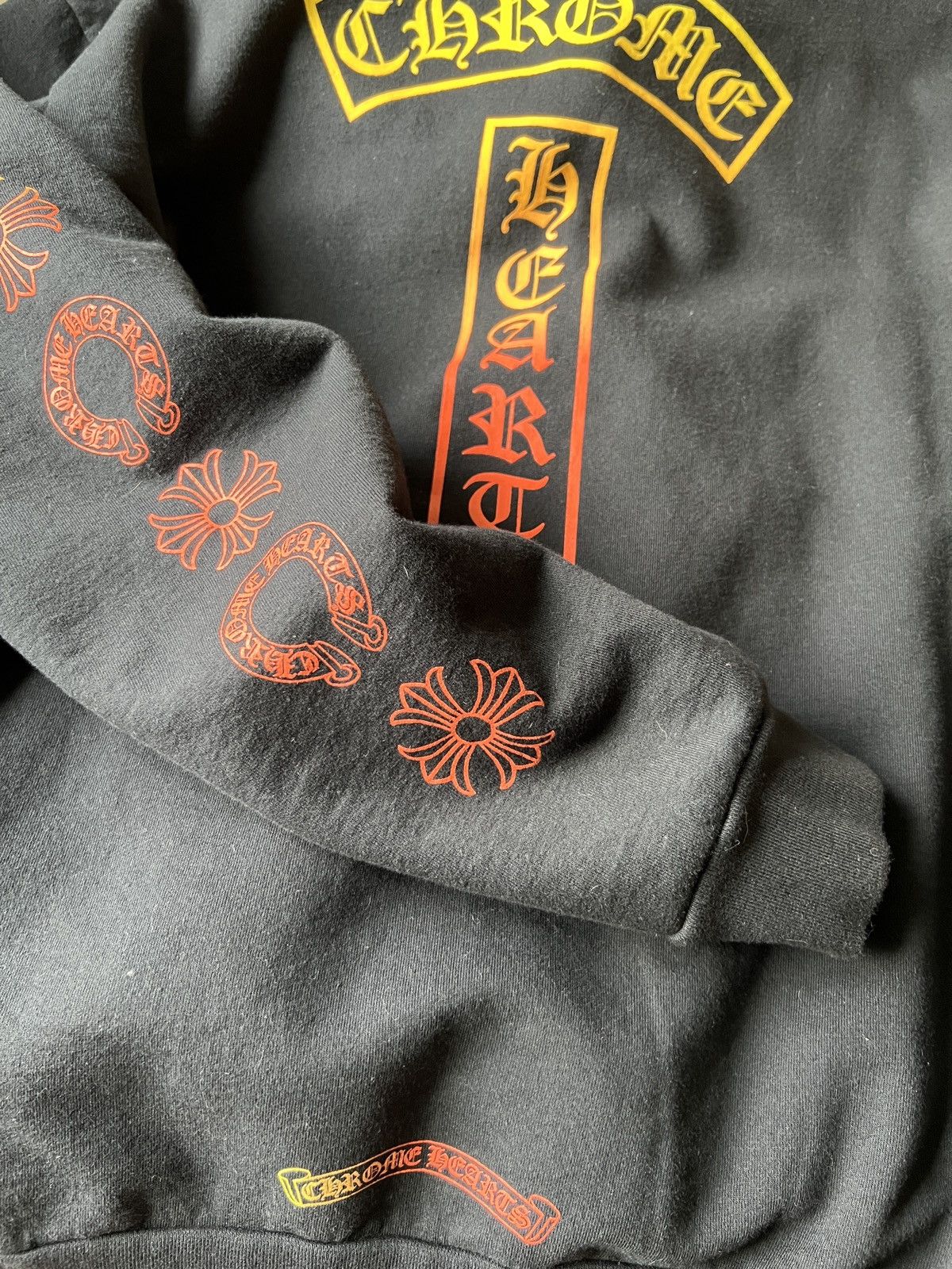 Chrome Hearts Chrome hearts Gradient Hoodie Size US L / EU 52-54 / 3 - 9 Thumbnail