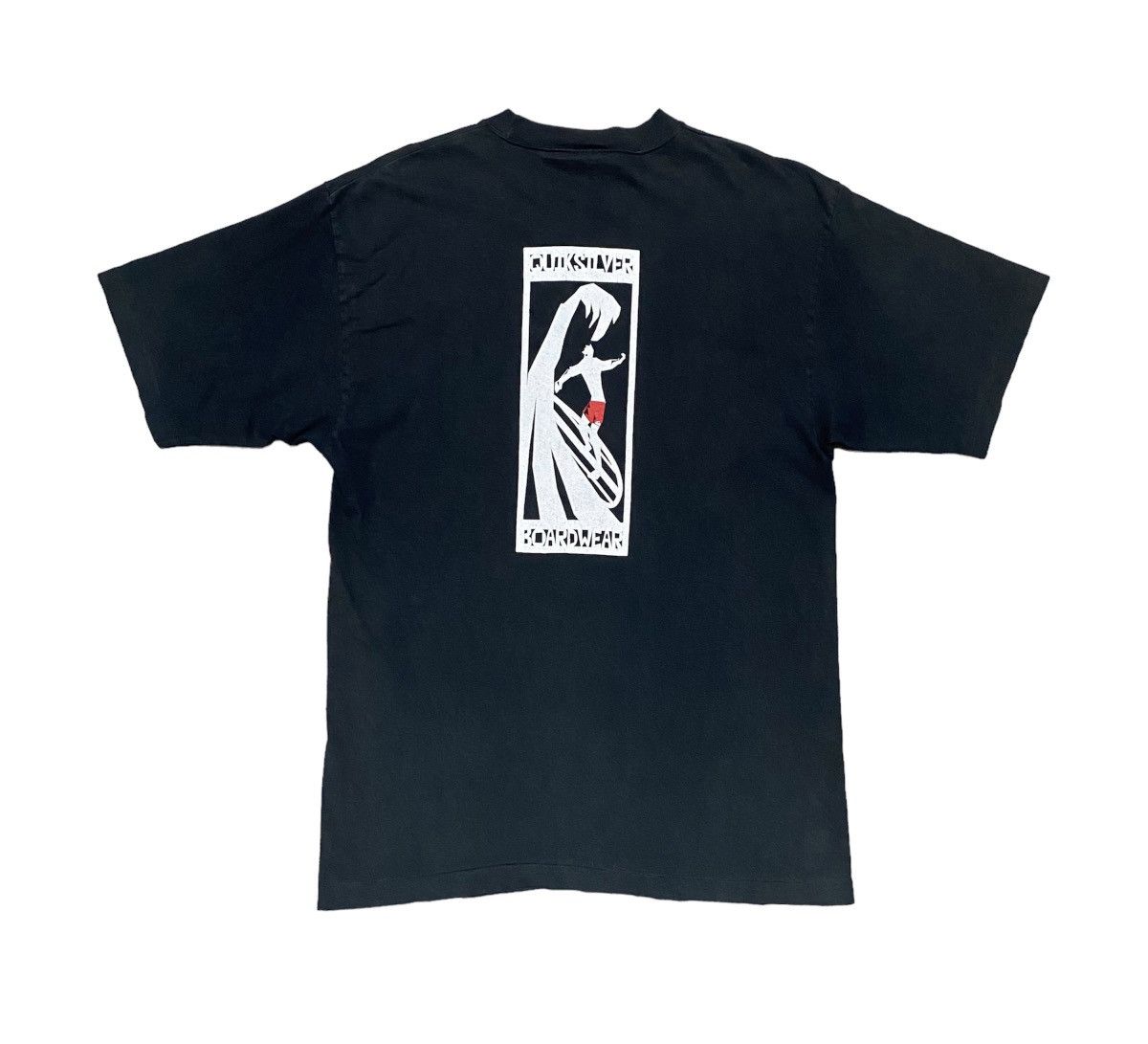 VINTAGE QUIKSILVER BOARDWEAR SURF TSHIRT
