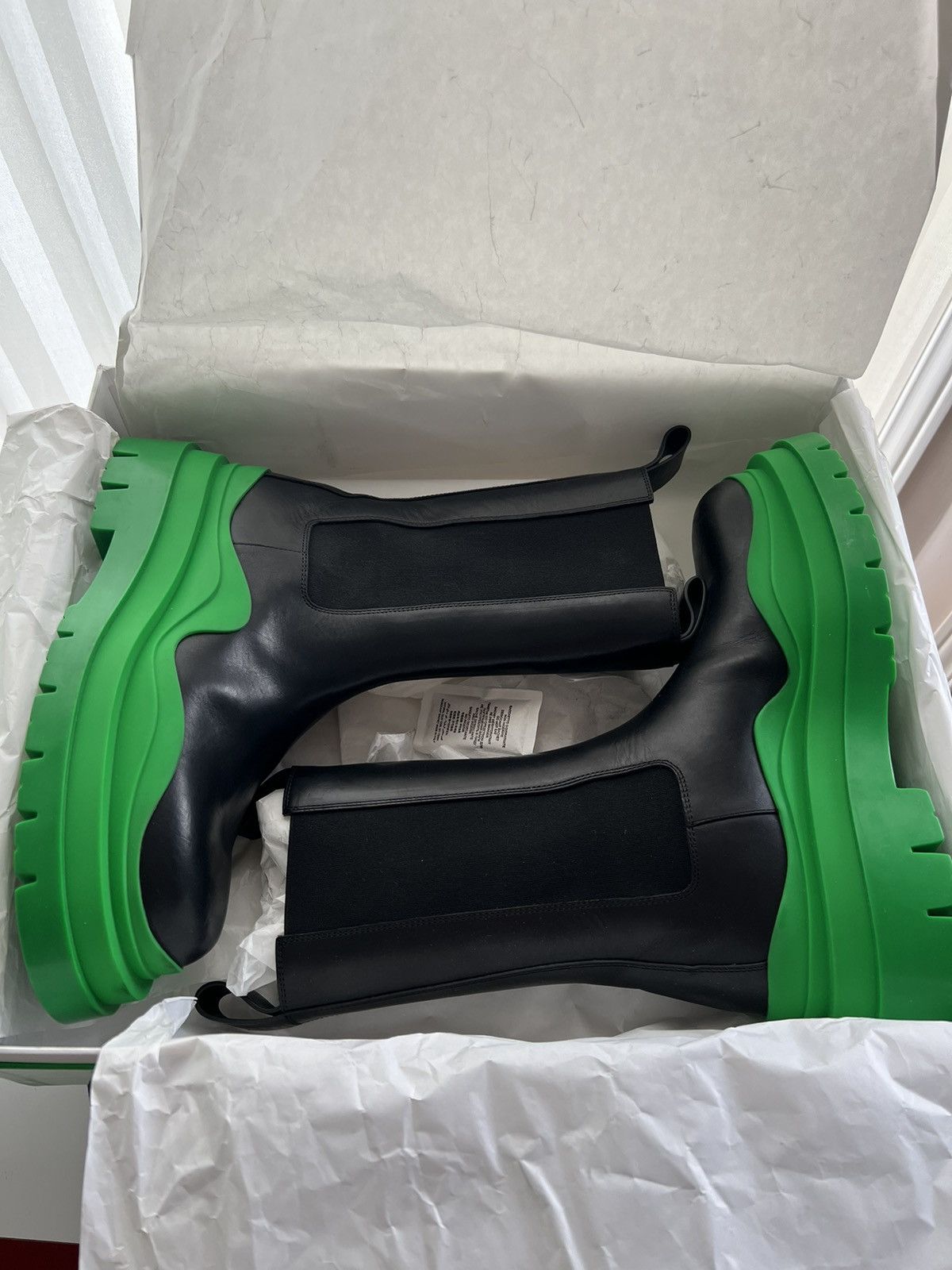 Bottega Veneta NEW 40 Black Grass Green Tire Chelsea Boots Leather Bottega Size US 7 / EU 40 - 5 Thumbnail