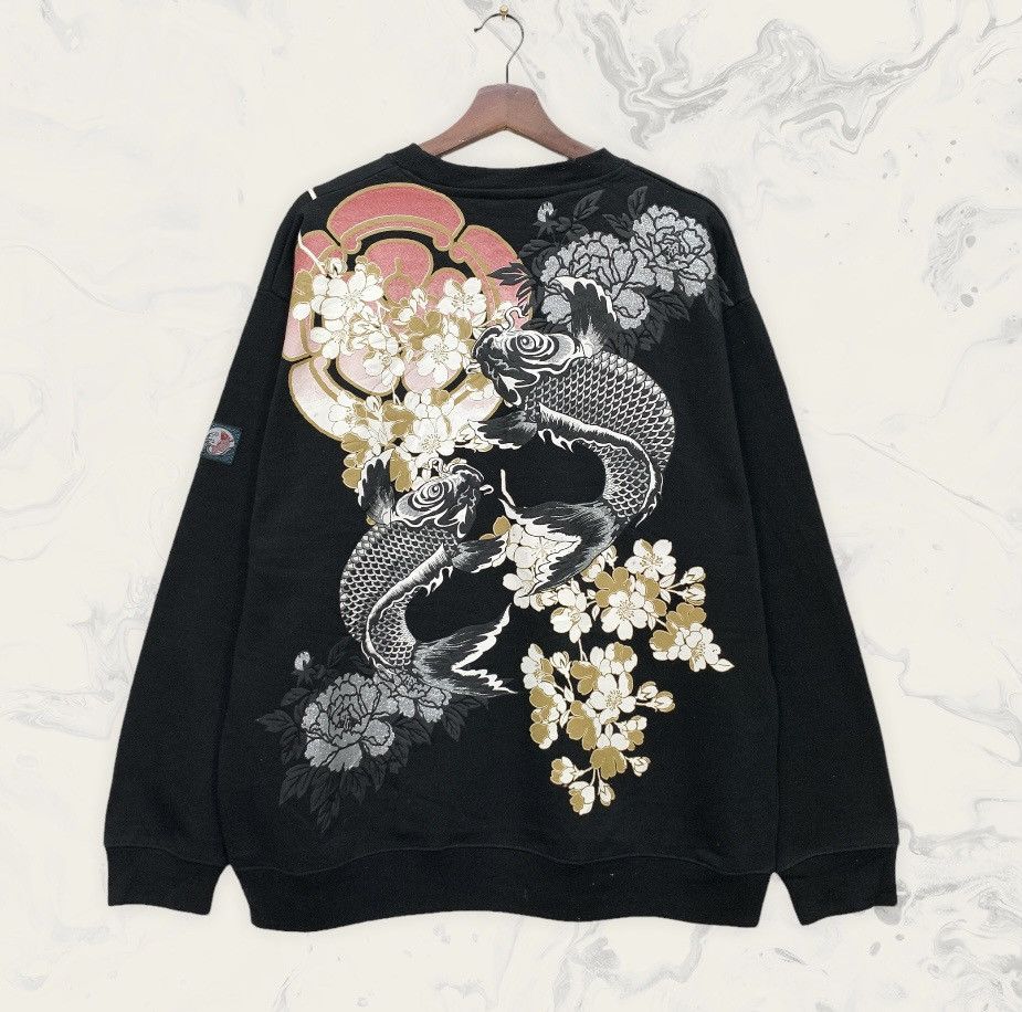 Designer × Japanese Brand Rare! Japanese Koi Fish Flowers Design Sweatshirt Size US L / EU 52-54 / 3 - 1 Thumbnail