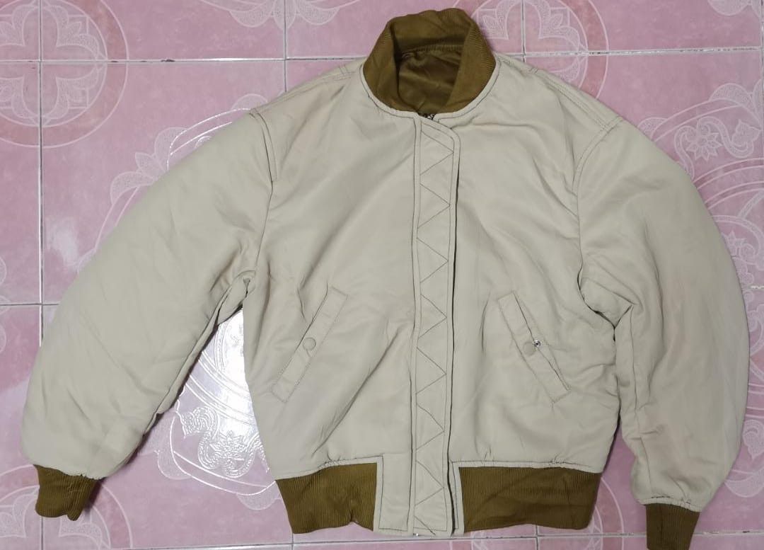 Japanese Brand Uniqlo U Reversible MA-1 Bomber Jacket Size US M / EU 48-50 / 2 - 3 Thumbnail