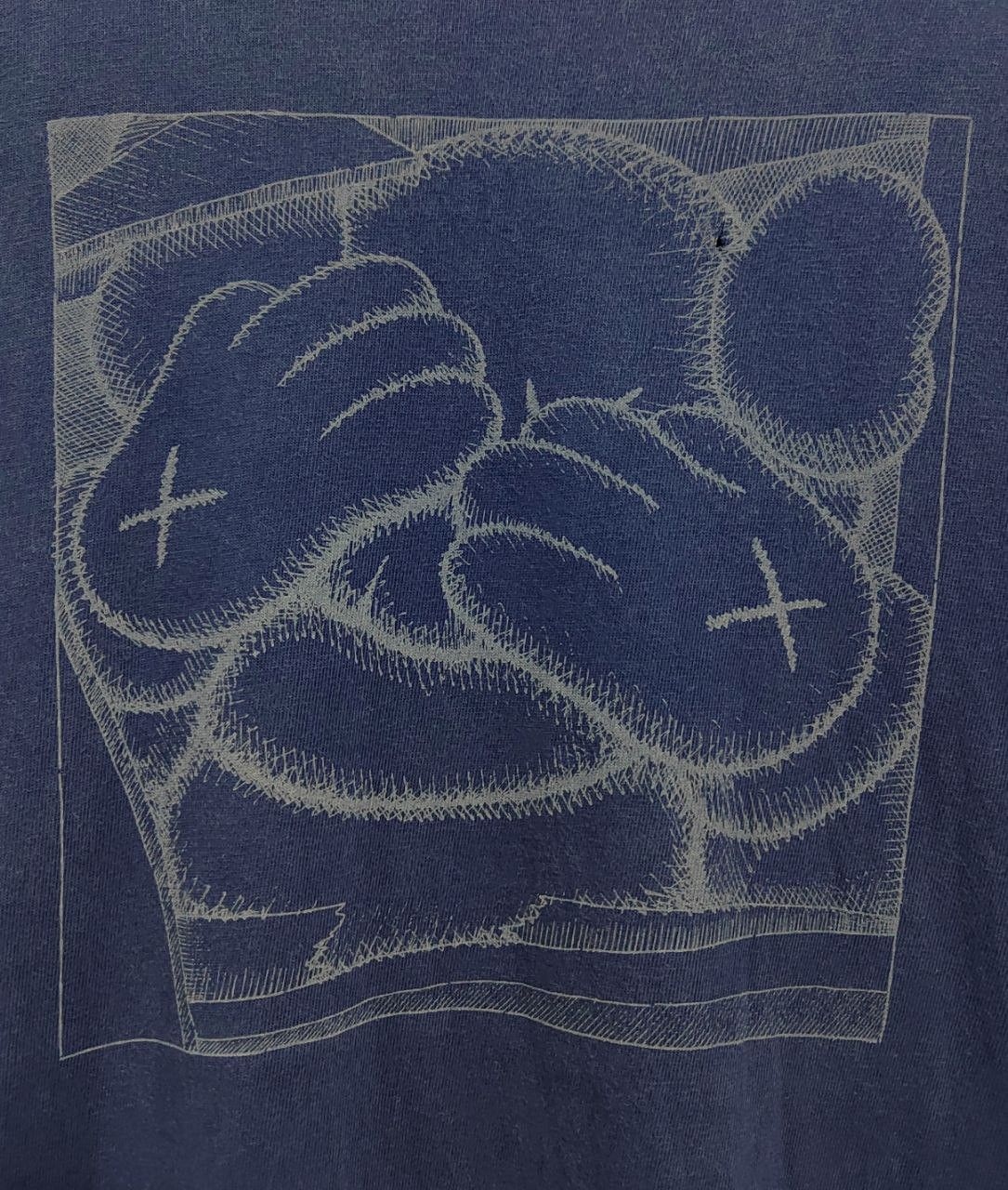 Designer × Kaws × Original Fake Kaws x Uniqlo Collaboration Flayed Tee Size US M / EU 48-50 / 2 - 1 Thumbnail