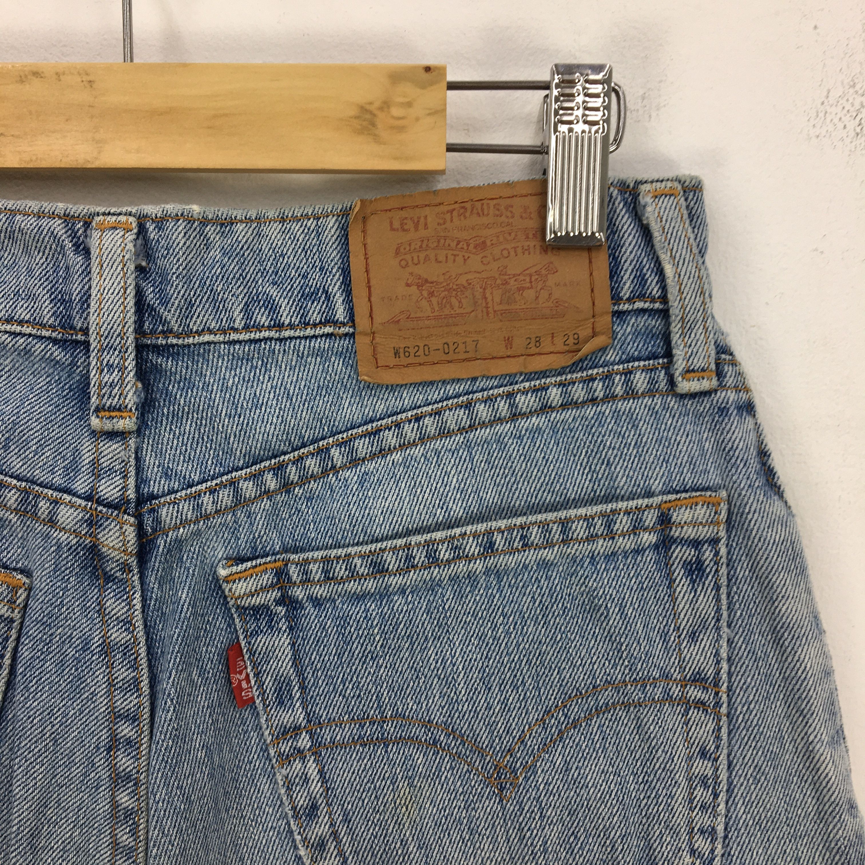 Levi's Vintage Levis Light Wash Jeans Distressed Levi's 620 Denim Size 24" / US 00 / IT 34 - 5 Thumbnail