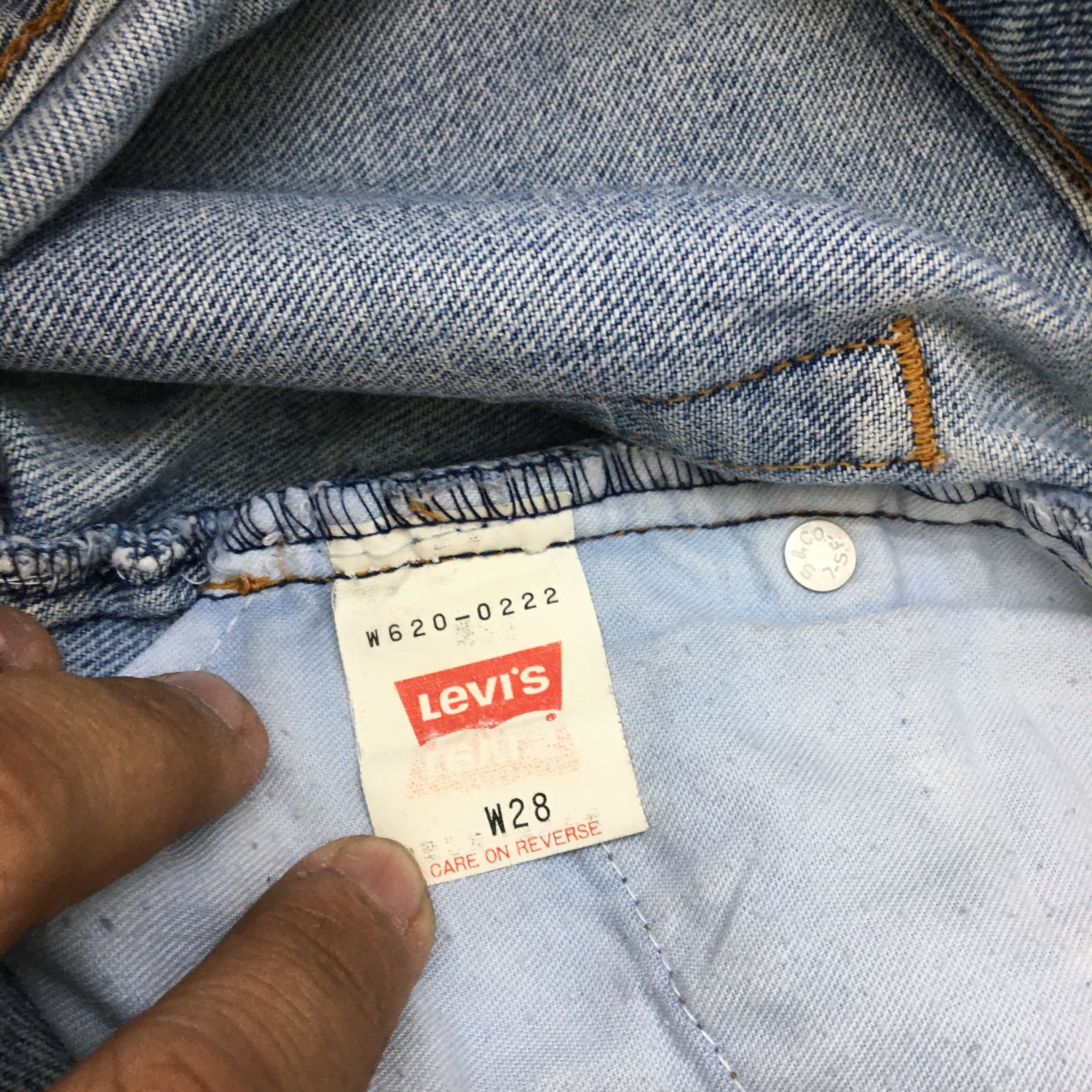 Levi's Vintage Levis Light Wash Jeans Distressed Levi's 620 Denim Size 24" / US 00 / IT 34 - 8 Thumbnail
