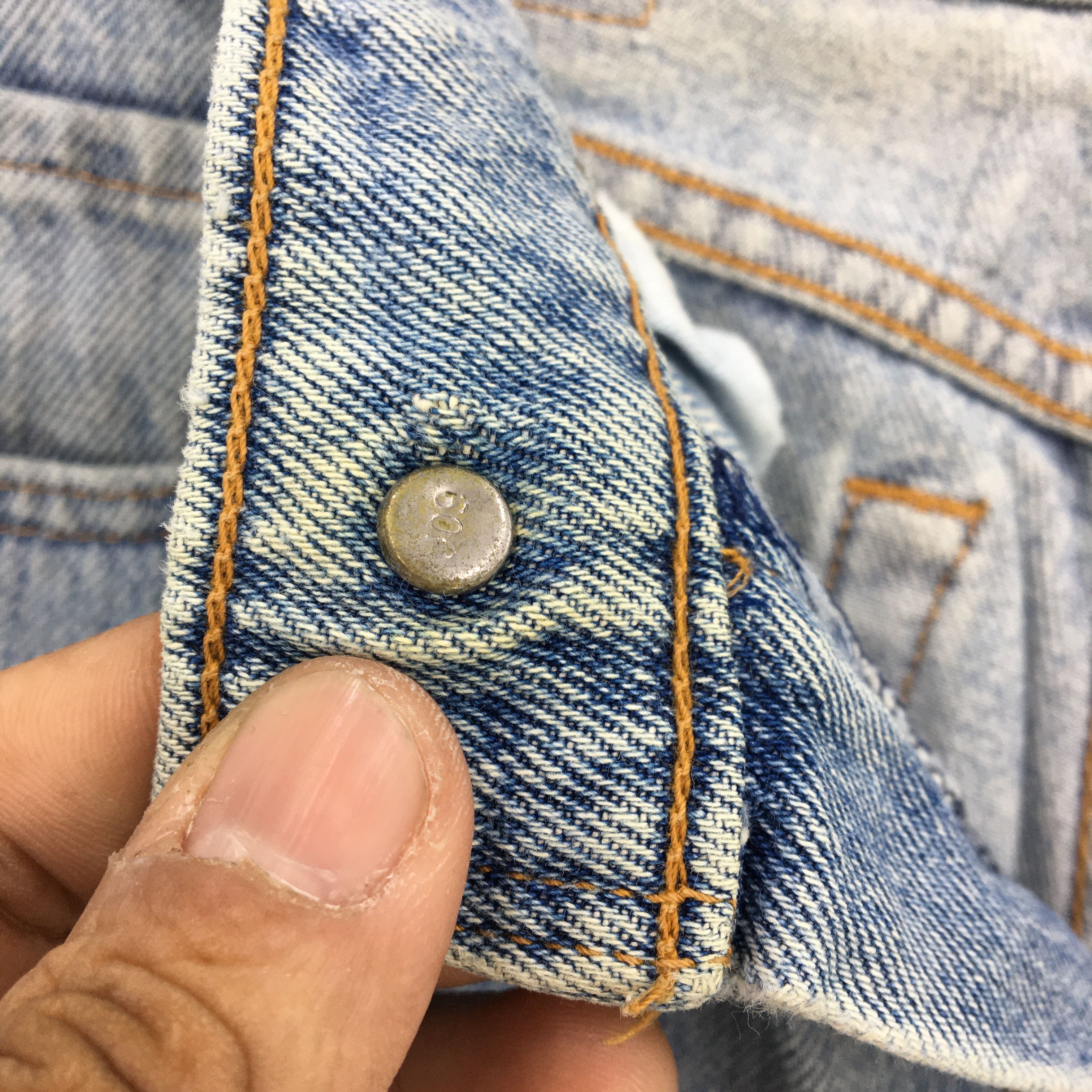 Levi's Vintage Levis Light Wash Jeans Distressed Levi's 620 Denim Size 24" / US 00 / IT 34 - 7 Thumbnail