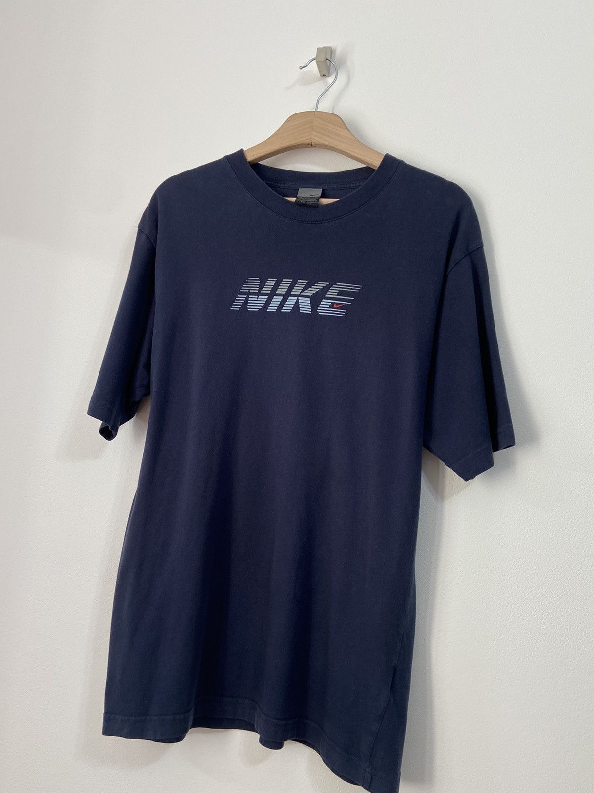 Vintage Nike vintage shirt logo big Size US M / EU 48-50 / 2 - 8 Thumbnail