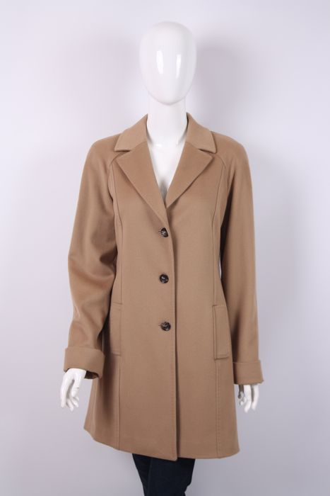 Les Copains Les Copains Wool Coat Womens Beige size 42/M | Grailed