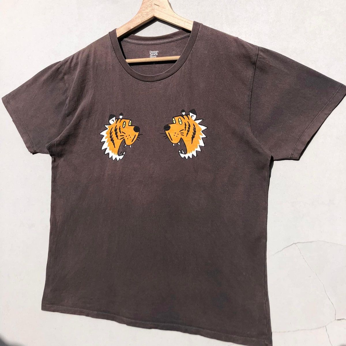 Vintage 🔥Accept Binding Offer🔥 Sukajan Tiger Size US M / EU 48-50 / 2 - 4 Thumbnail