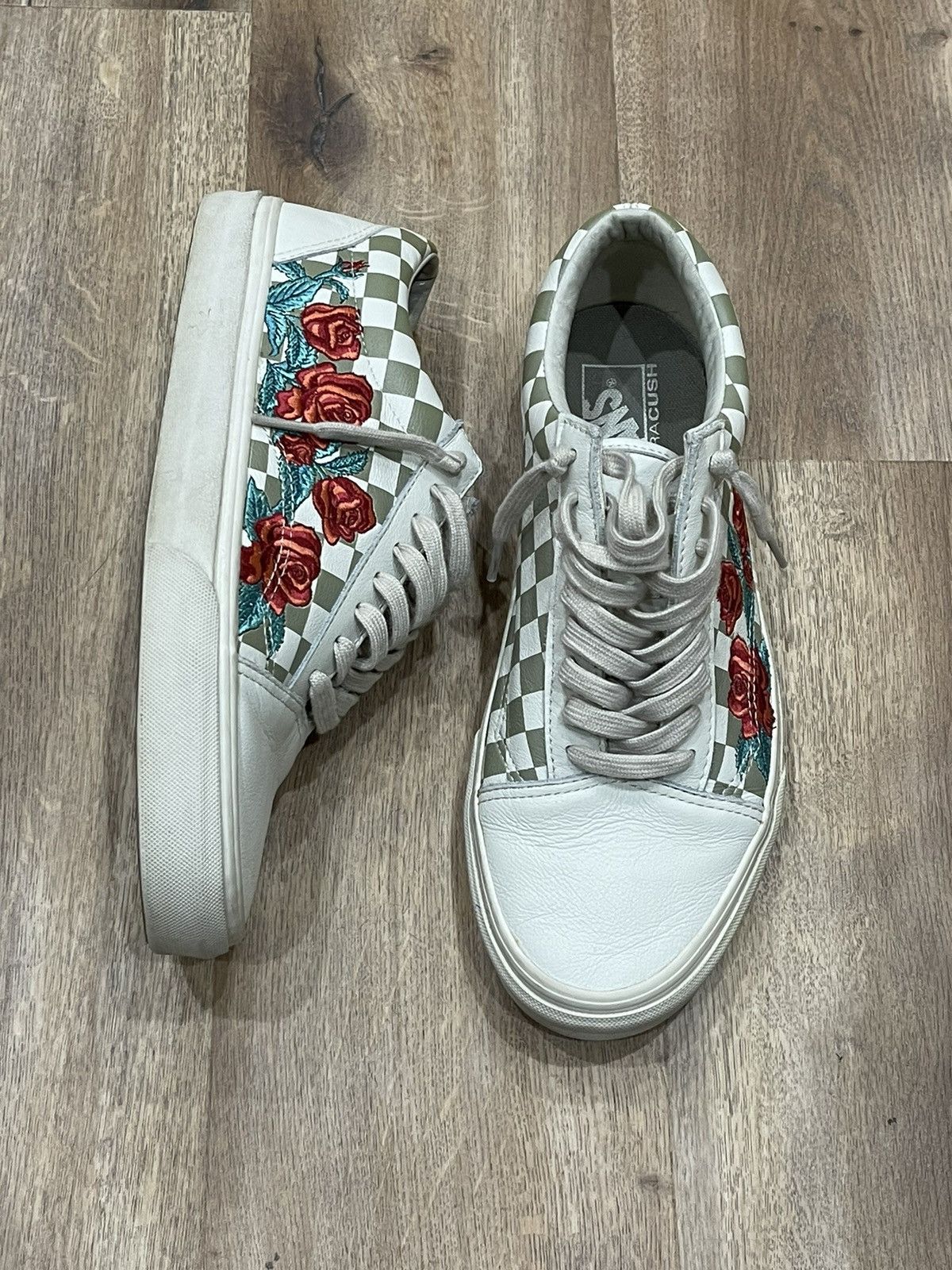 Leather Embroidered Rose Vans Old Skool