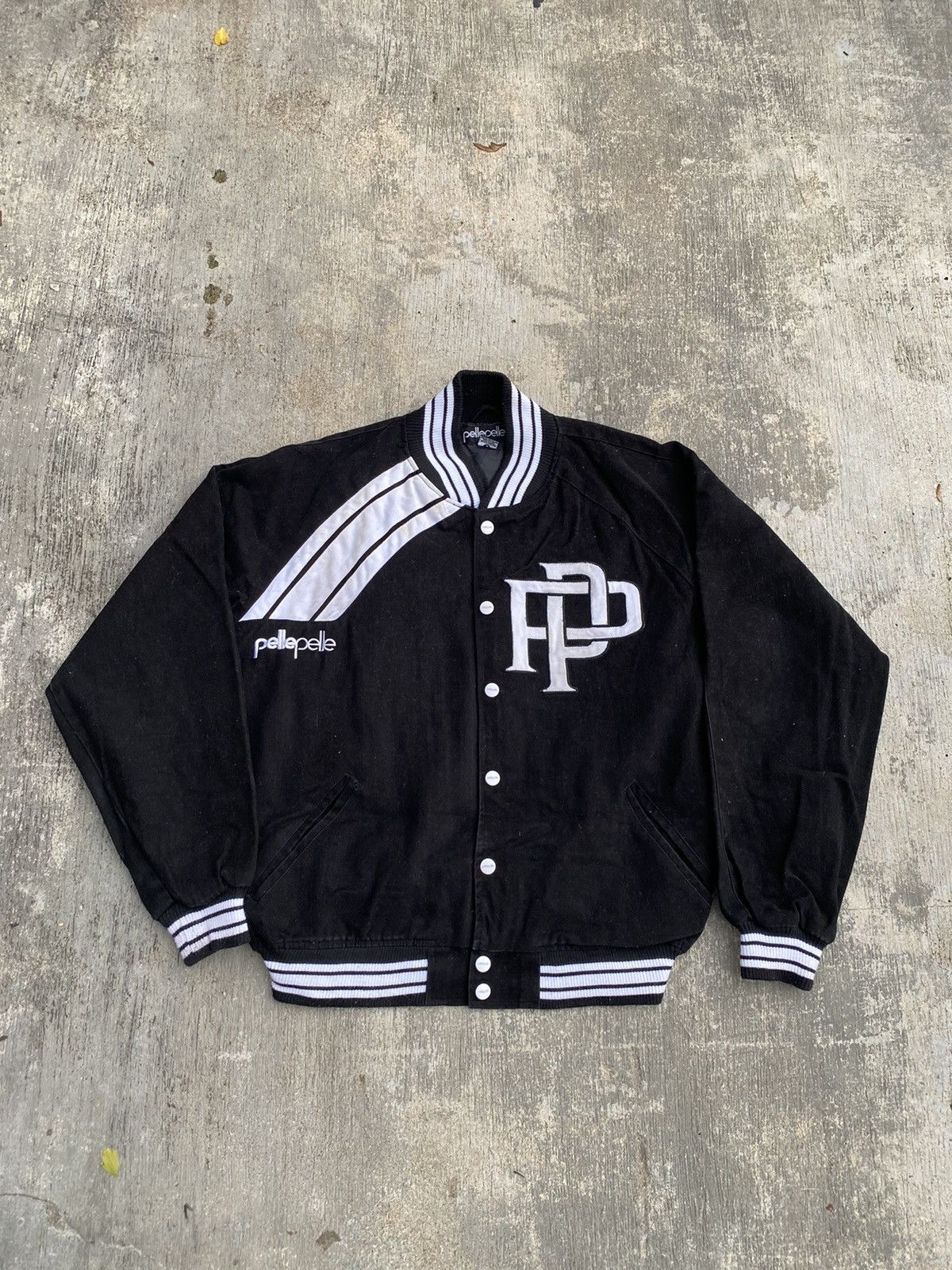 image of Vintage Pelle Pelle Oversize Raver Punk Gorpcore Rave Cowboy in Black, Men's (Size Large)