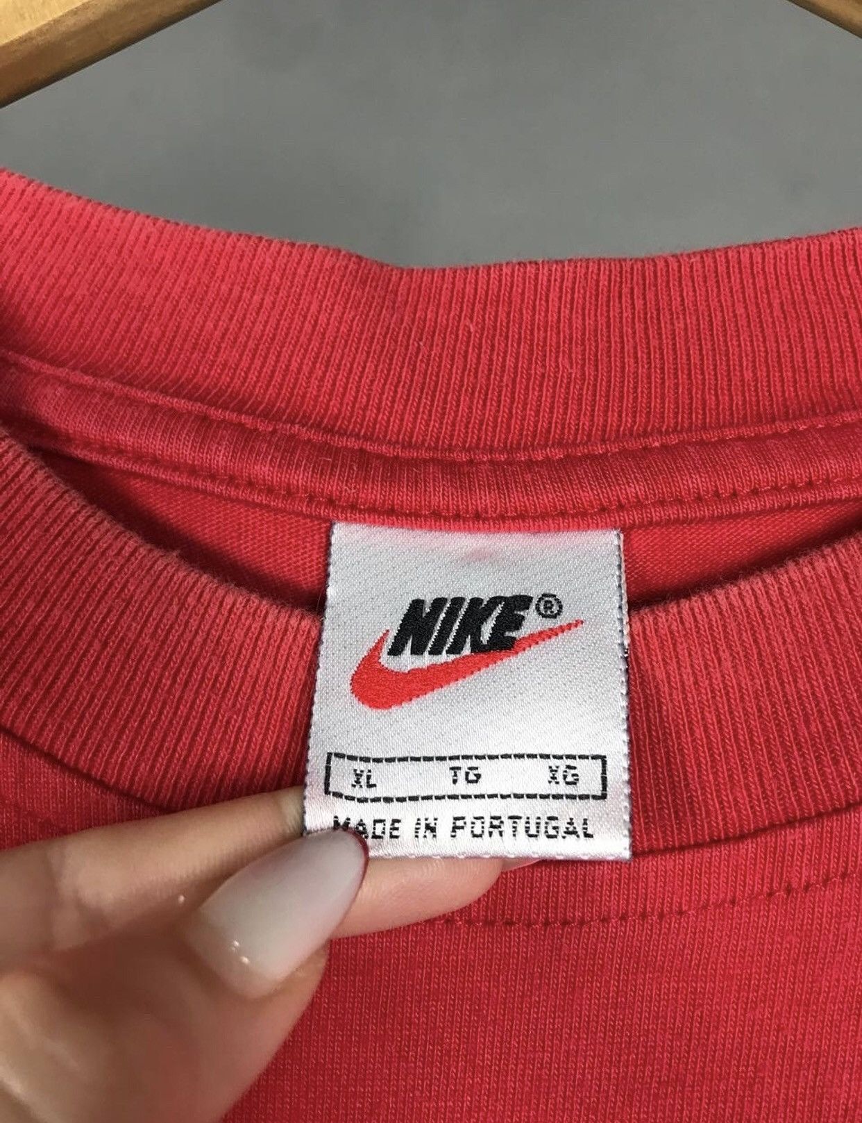 Nike × Vintage Nike swoosh streetwear vintage center logo tee Size US XL / EU 56 / 4 - 4 Thumbnail