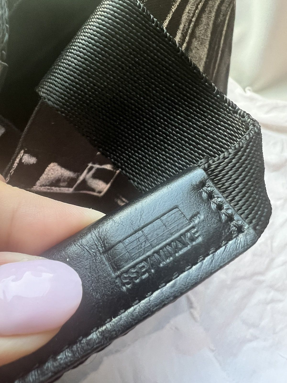 Issey Miyake × Japanese Brand Issey Miyake 132.5 construction foiled bag Size ONE SIZE - 7 Thumbnail