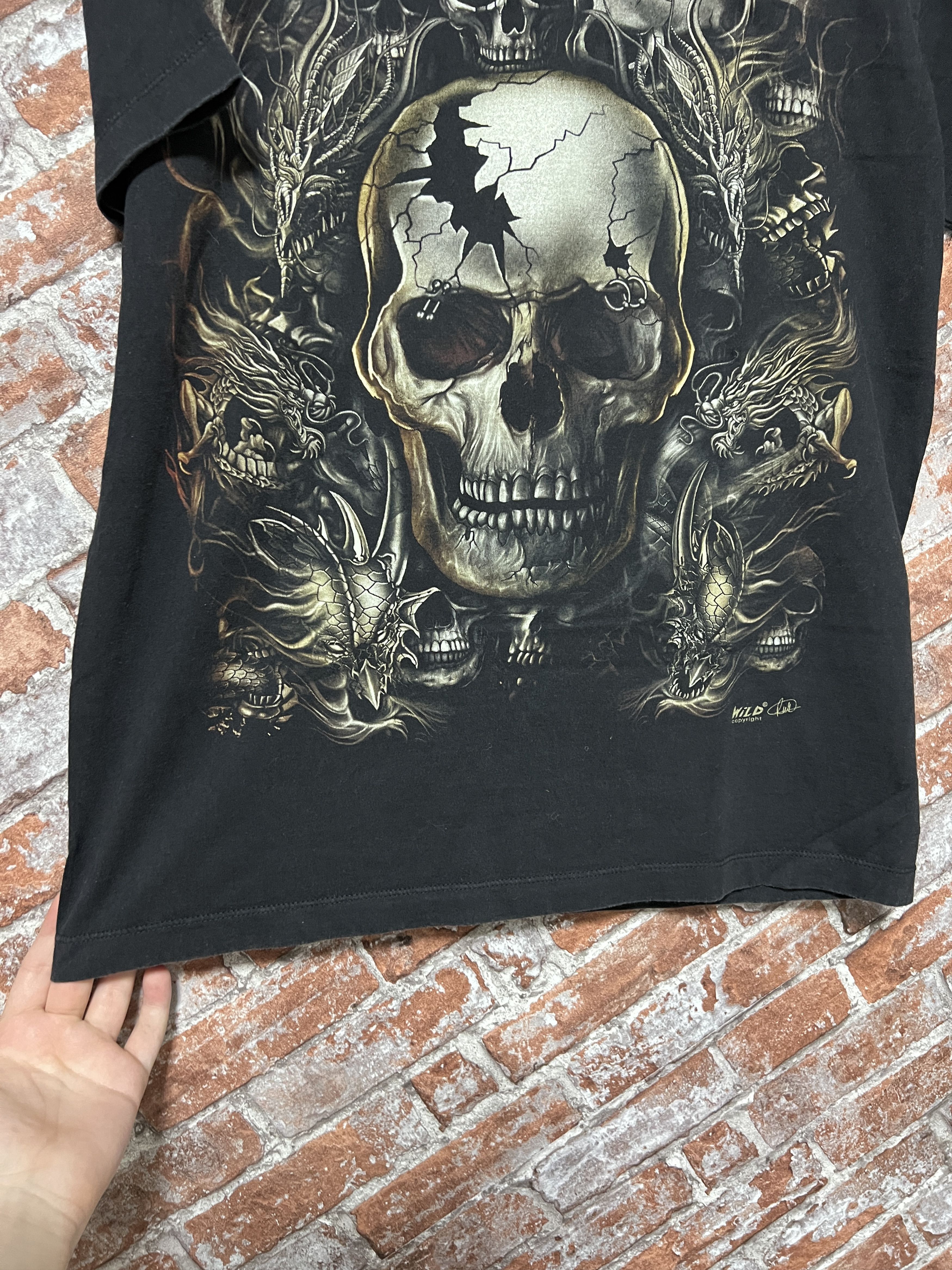 Vintage Vintage 2000s Wild Skulls Glow In the dark graphic T-shirt Size US M / EU 48-50 / 2 - 7 Thumbnail