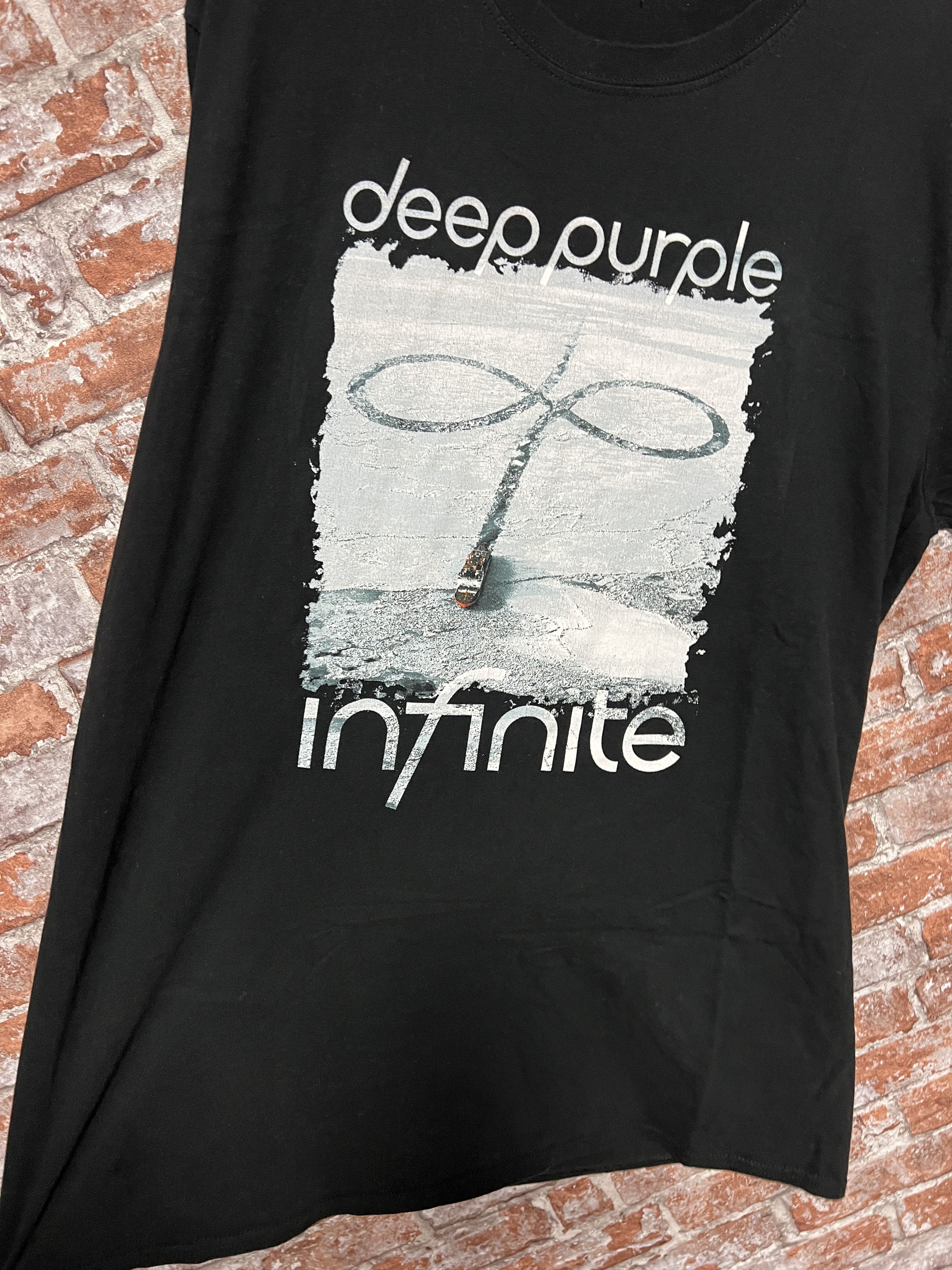 Band Tees Vintage 2000s Deep Purple The Long Goodbye Tour T-shirt Size US XL / EU 56 / 4 - 8 Thumbnail