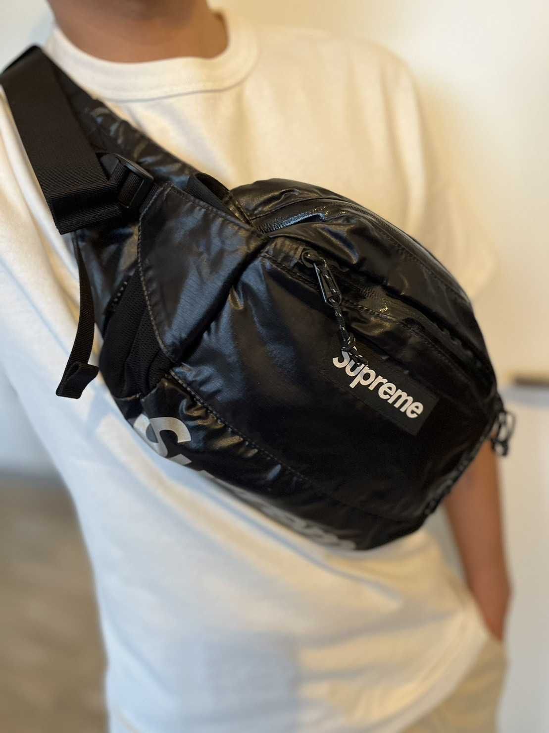 image of Supreme Waist Bag (2017) in Black, Men's
