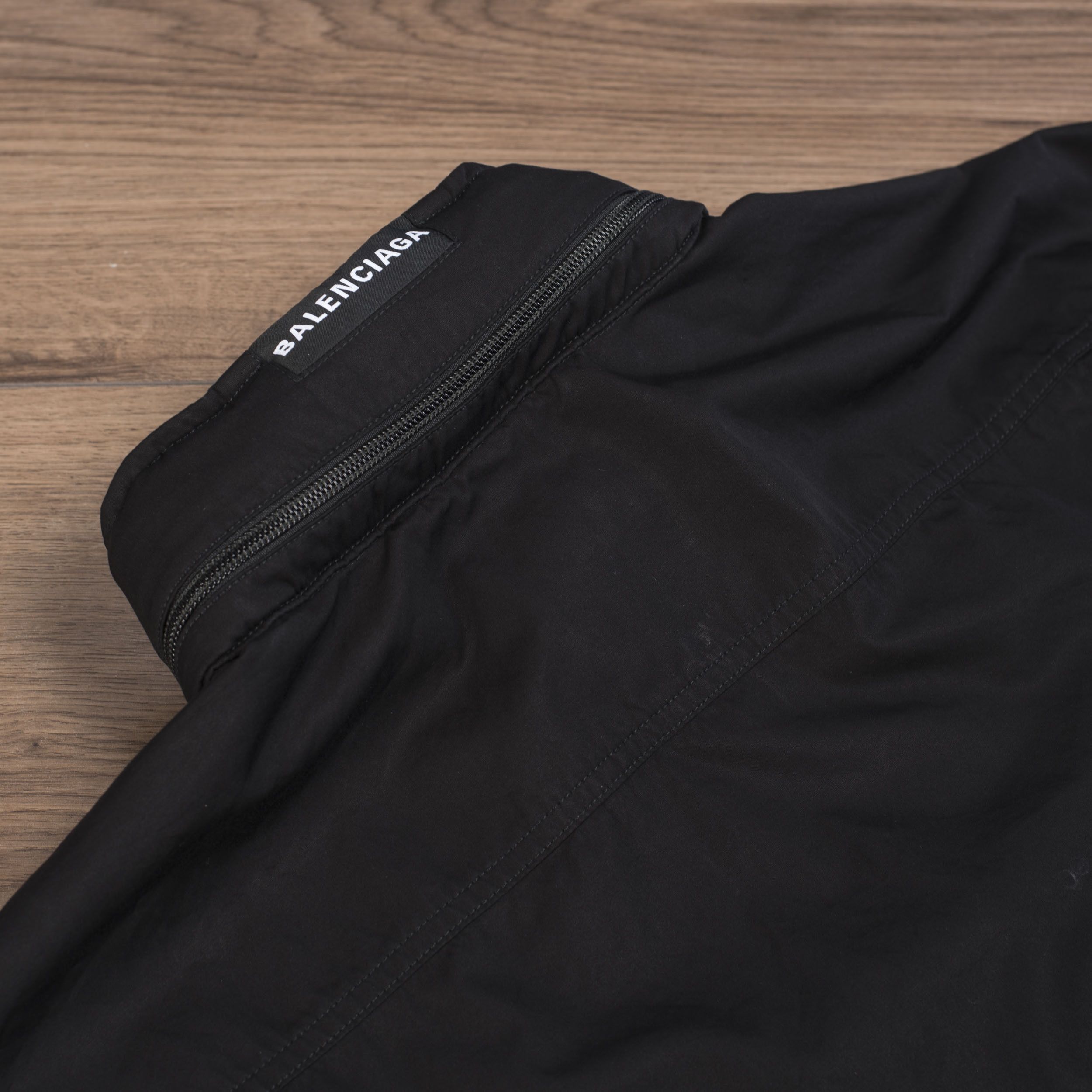 Balenciaga Windbreaker Shirt In Black Cotton Poplin Size US S / EU 44-46 / 1 - 9 Thumbnail